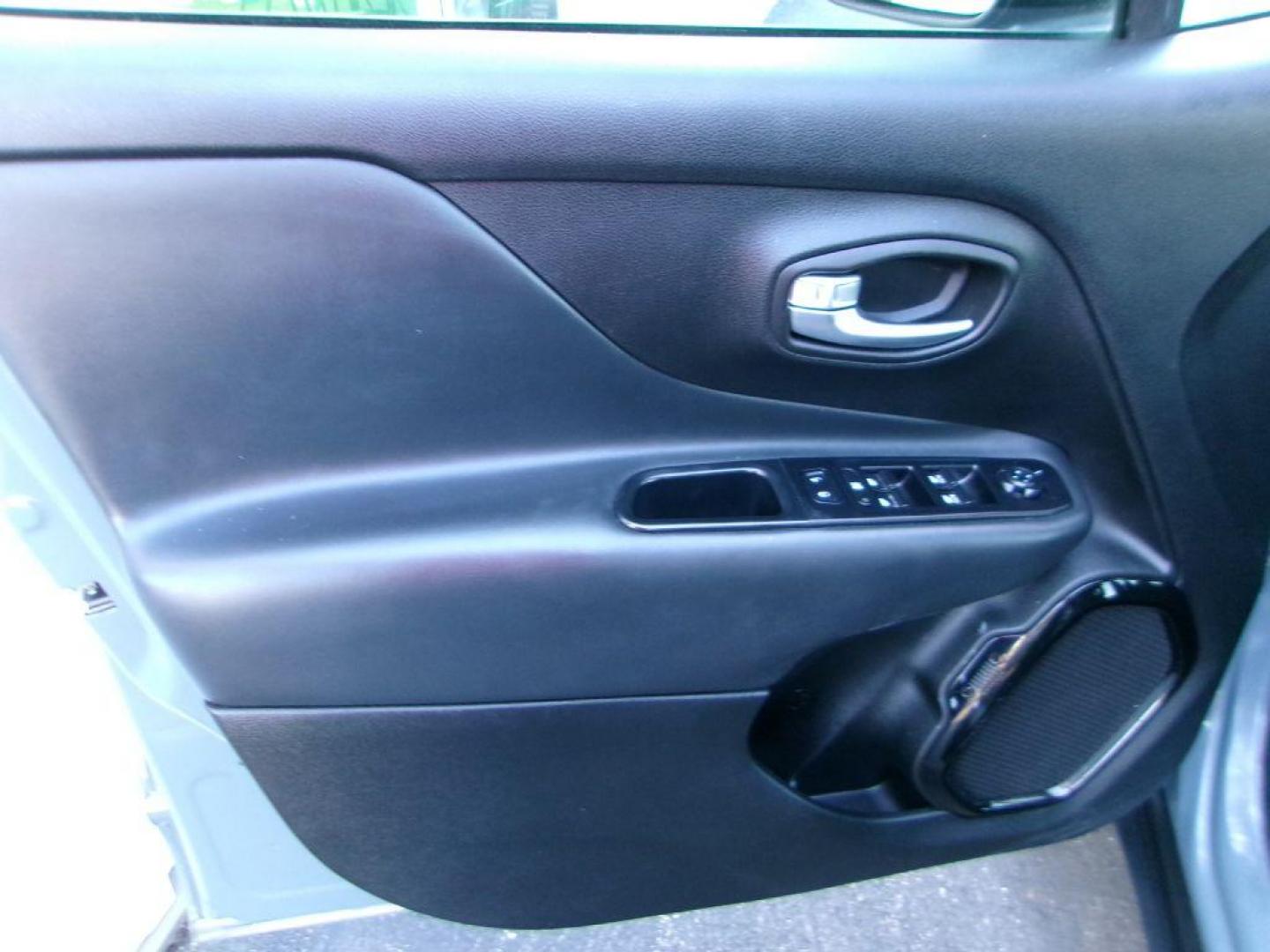 2018 GRAY JEEP RENEGADE ALTITUDE (ZACCJBBB3JP) with an 2.4L engine, Automatic transmission, located at 501 E. Columbia St., Springfield, OH, 45503, (800) 262-7122, 39.925262, -83.801796 - ***Altitude***New Front Brake Pads and Rotors***Heated Front Seats and Steering Wheel***Remote Start***4WD***Detailed and Ready To Go*** Jay North Auto has offered hand picked vehicles since 1965! Our customer's enjoy a NO pressure buying experience with a small town feel. All of our vehicles - Photo#7