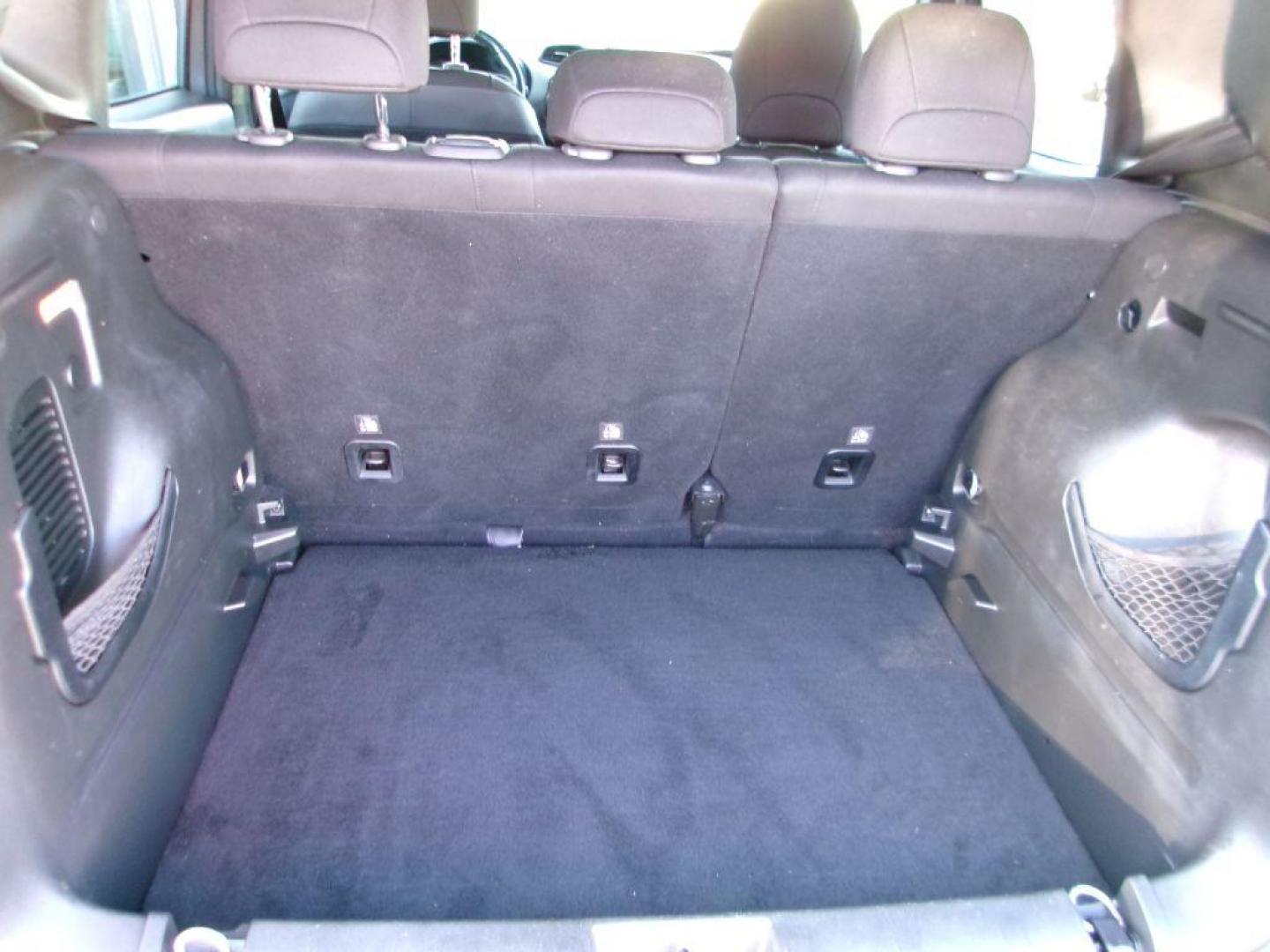 2018 GRAY JEEP RENEGADE ALTITUDE (ZACCJBBB3JP) with an 2.4L engine, Automatic transmission, located at 501 E. Columbia St., Springfield, OH, 45503, (800) 262-7122, 39.925262, -83.801796 - ***Altitude***New Front Brake Pads and Rotors***Heated Front Seats and Steering Wheel***Remote Start***4WD***Detailed and Ready To Go*** Jay North Auto has offered hand picked vehicles since 1965! Our customer's enjoy a NO pressure buying experience with a small town feel. All of our vehicles - Photo#12