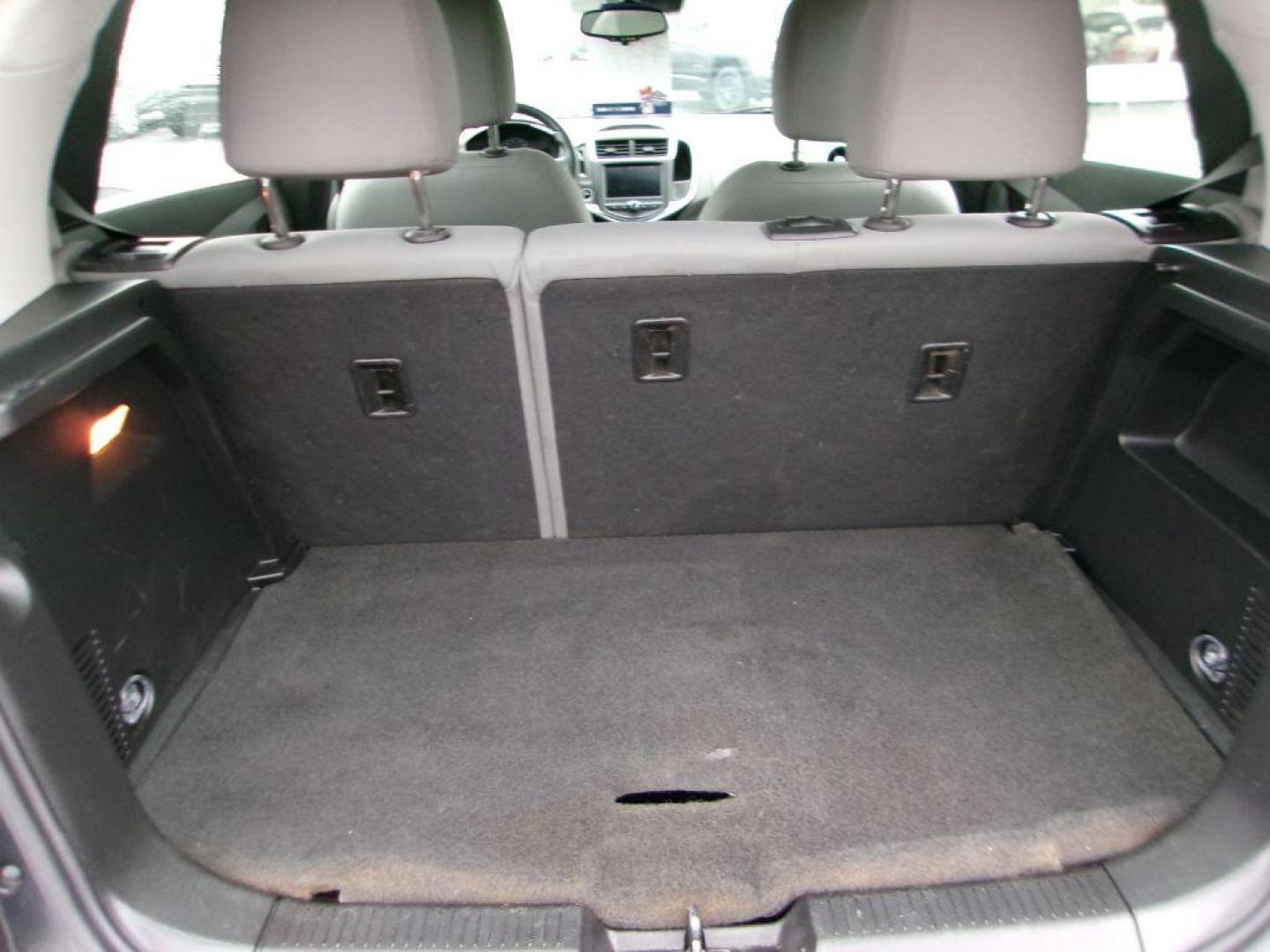 2020 WHITE CHEVROLET SONIC LT (1G1JG6SB7L4) with an 1.4L engine, Automatic transmission, located at 501 E. Columbia St., Springfield, OH, 45503, (800) 262-7122, 39.925262, -83.801796 - Jay North Auto has offered hand picked vehicles since 1965! Our customer's enjoy a NO pressure buying experience with a small town feel. We are a preferred dealer for many local credit unions and lenders. Bad credit? No Credit/First time buyer? Open or closed BANKRUPTCY 7 or 13? We Can Help Apply - Photo#11