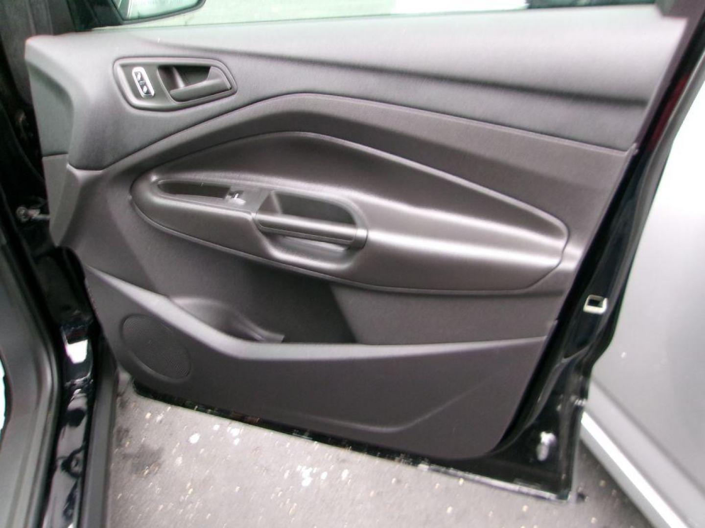 2016 BLACK FORD ESCAPE S (1FMCU0F7XGU) with an 2.5L engine, Automatic transmission, located at 501 E. Columbia St., Springfield, OH, 45503, (800) 262-7122, 39.925262, -83.801796 - ***Clean Carfax***S***New Front Brakes***New Wipers***New Air Filter and Cabin Filter***Detailed and Ready To Go*** Jay North Auto has offered hand picked vehicles since 1965! Our customer's enjoy a NO pressure buying experience with a small town feel. All of our vehicles get fully inspected a - Photo#12