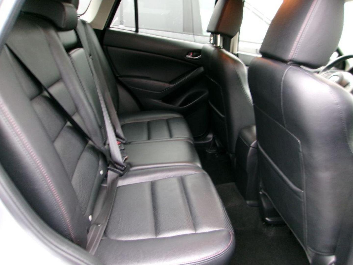 2014 SILVER MAZDA CX-5 GRAND TOURING (JM3KE4DY2E0) with an 2.5L engine, Automatic transmission, located at 501 E. Columbia St., Springfield, OH, 45503, (800) 262-7122, 39.925262, -83.801796 - ***1-Owner***Clean Carfax***New Front Brake Pads and Rotors***New Battery***New Spark Plugs***New Cabin Filter***AWD***Grand Touring***Detailed and Ready To Go*** Jay North Auto has offered hand picked vehicles since 1965! Our customer's enjoy a NO pressure buying experience with a small town - Photo#14