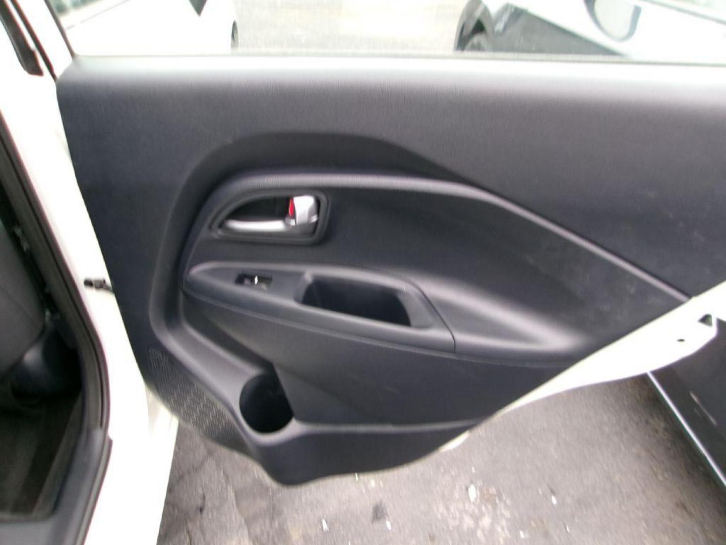 2013 WHITE KIA RIO LX (KNADM4A30D6) with an 1.6L engine, Automatic transmission, located at 501 E. Columbia St., Springfield, OH, 45503, (800) 262-7122, 39.925262, -83.801796 - Photo#12