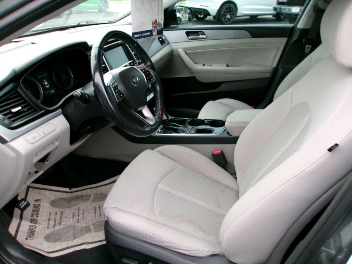 2019 GRAY HYUNDAI SONATA SEL (5NPE34AF6KH) with an 2.4L engine, Automatic transmission, located at 501 E. Columbia St., Springfield, OH, 45503, (800) 262-7122, 39.925262, -83.801796 - ***All New Brakes***New Tires***New Air Filter and Cabin Filter***SEL***Tune Up ***New Wiper Blades***Detailed and Ready To Go*** Apple Car Play *** Back Up Camera *** Jay North Auto has offered hand picked vehicles since 1965! Our customer's enjoy a NO pressure buying experience with a small t - Photo#8