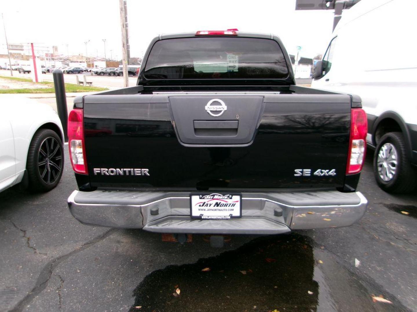 2010 BLACK NISSAN FRONTIER CREW CAB SE (1N6AD0EV6AC) with an 4.0L engine, Automatic transmission, located at 501 E. Columbia St., Springfield, OH, 45503, (800) 262-7122, 39.925262, -83.801796 - *** 1-Owner *** Clean Carfax *** CrewCab *** 4x4 *** 4.0L *** SE *** NICE *** Oil Change *** New Air and Cabin Filter *** Jay North Auto has offered hand picked vehicles since 1965! Our customer's enjoy a NO pressure buying experience with a small town feel. We are a preferred dealer for many - Photo#3