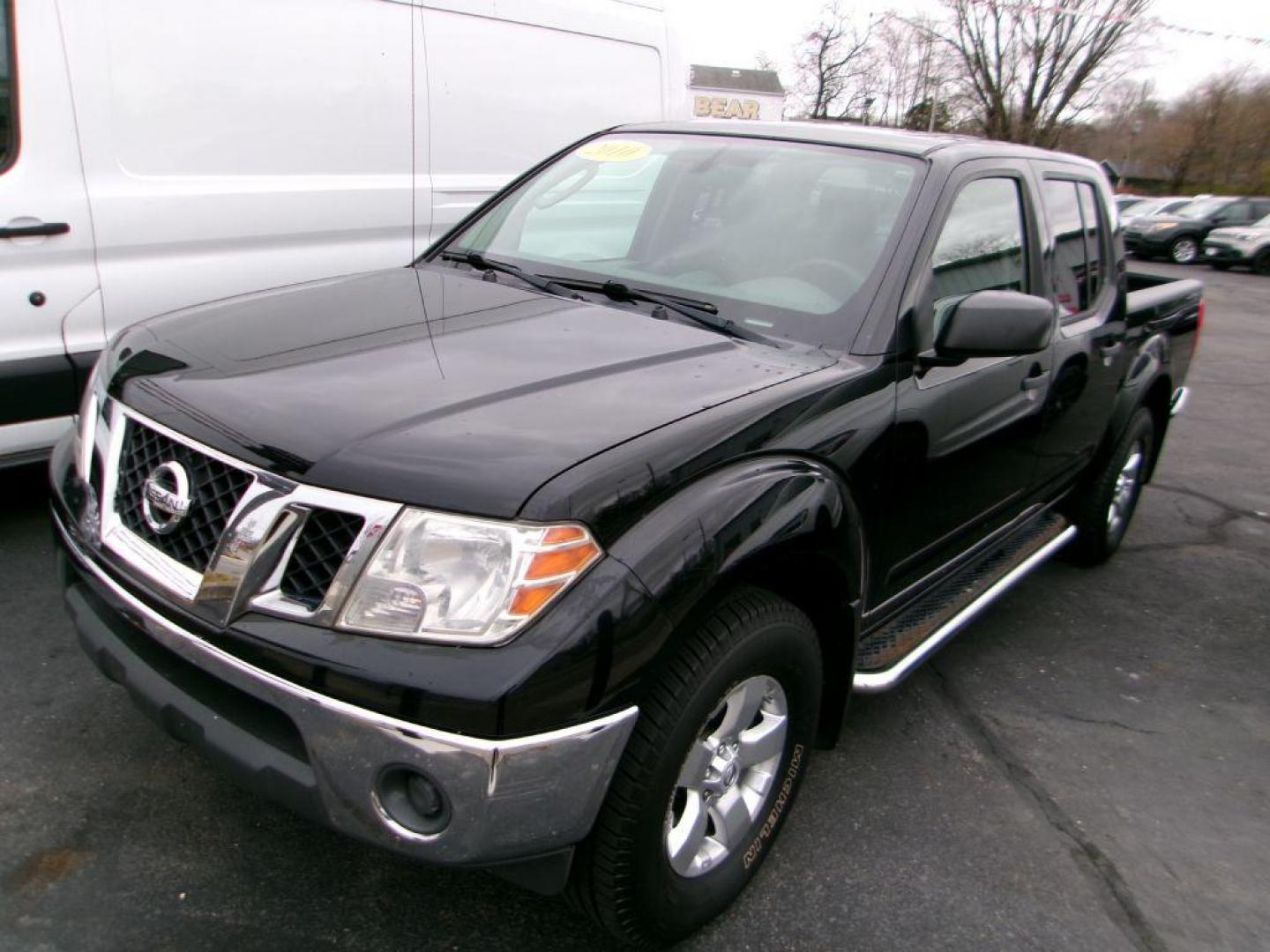2010 BLACK NISSAN FRONTIER CREW CAB SE (1N6AD0EV6AC) with an 4.0L engine, Automatic transmission, located at 501 E. Columbia St., Springfield, OH, 45503, (800) 262-7122, 39.925262, -83.801796 - *** 1-Owner *** Clean Carfax *** CrewCab *** 4x4 *** 4.0L *** SE *** NICE *** Oil Change *** New Air and Cabin Filter *** Jay North Auto has offered hand picked vehicles since 1965! Our customer's enjoy a NO pressure buying experience with a small town feel. We are a preferred dealer for many - Photo#5