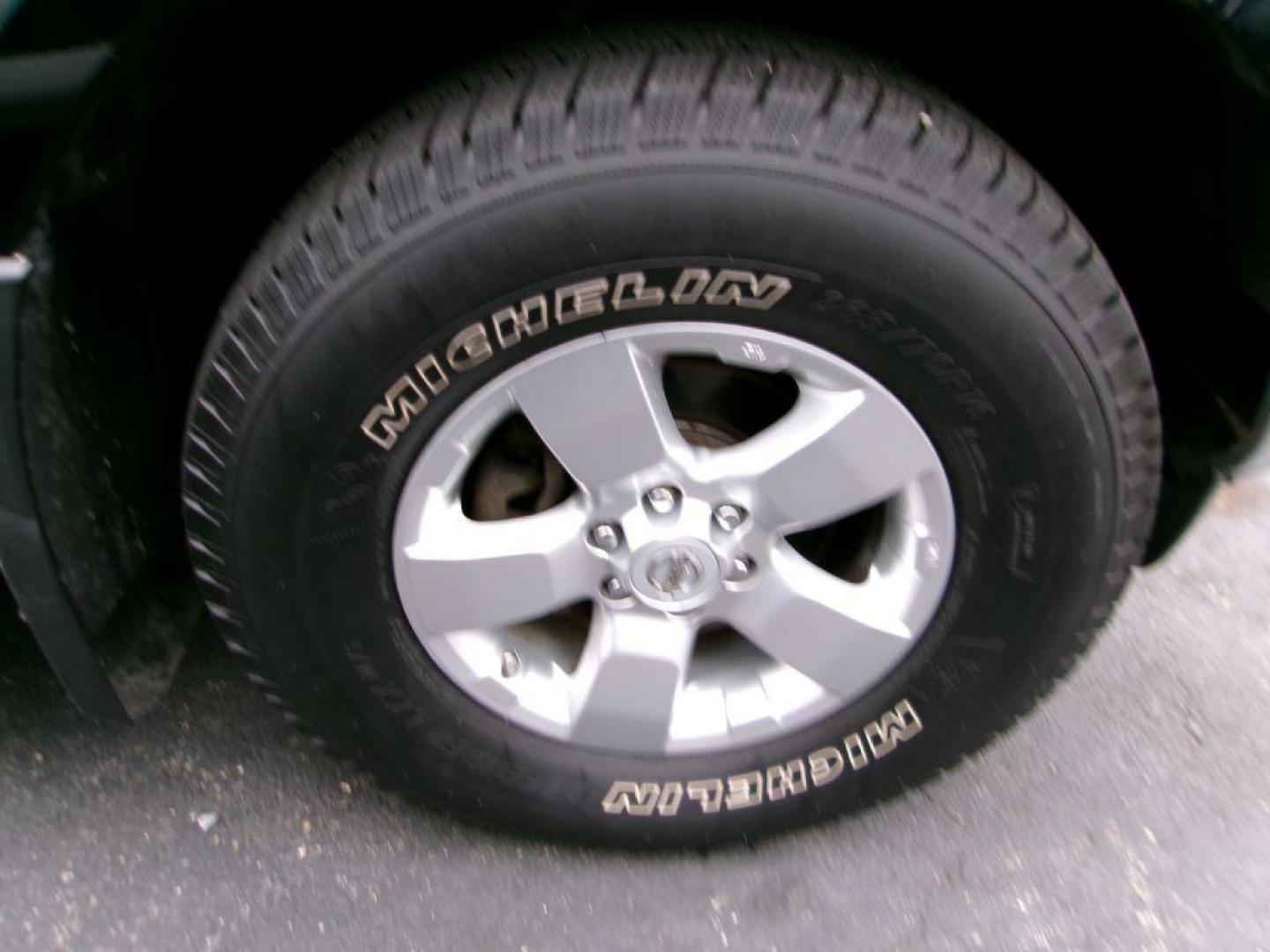 2010 BLACK NISSAN FRONTIER CREW CAB SE (1N6AD0EV6AC) with an 4.0L engine, Automatic transmission, located at 501 E. Columbia St., Springfield, OH, 45503, (800) 262-7122, 39.925262, -83.801796 - *** 1-Owner *** Clean Carfax *** CrewCab *** 4x4 *** 4.0L *** SE *** NICE *** Oil Change *** New Air and Cabin Filter *** Jay North Auto has offered hand picked vehicles since 1965! Our customer's enjoy a NO pressure buying experience with a small town feel. We are a preferred dealer for many - Photo#17