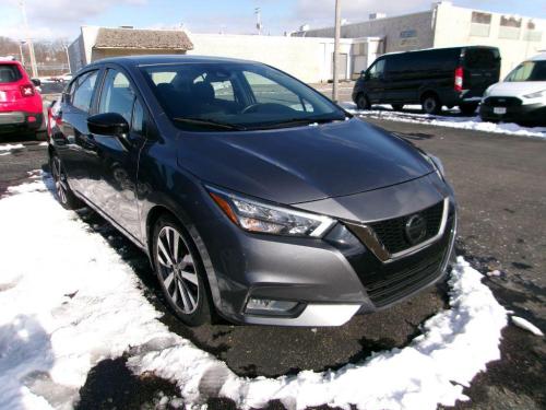 2020 NISSAN VERSA SR