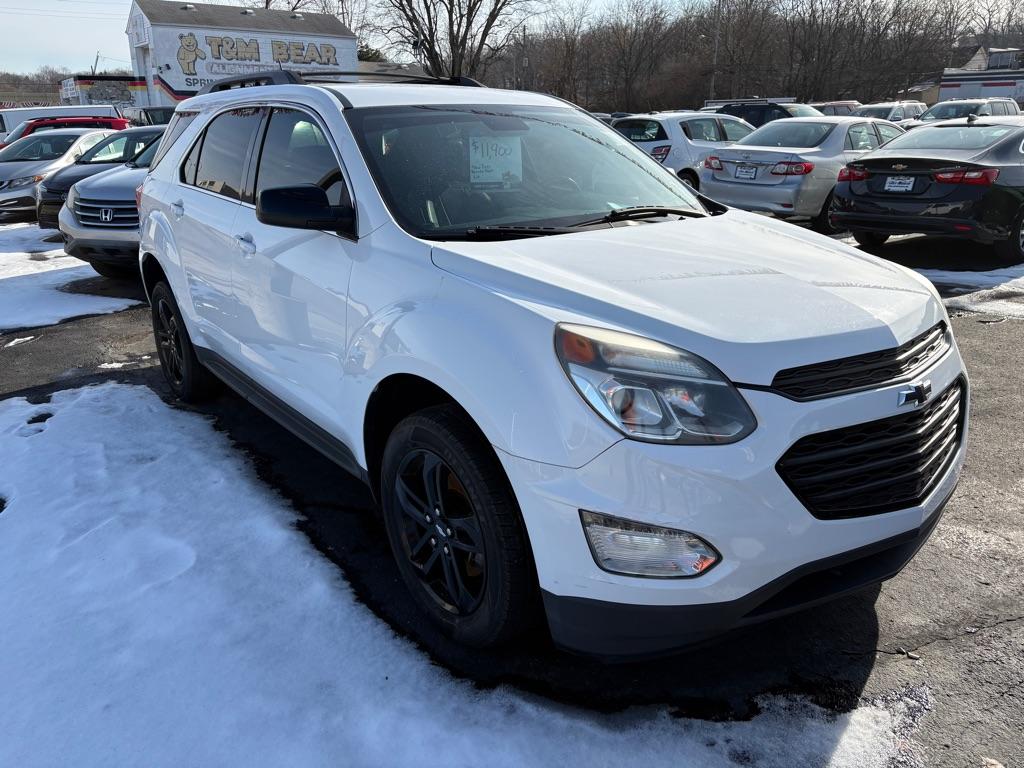 photo of 2017 CHEVROLET EQUINOX LT