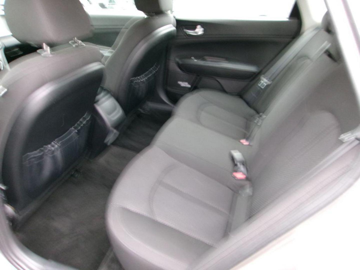 2018 GRAY KIA OPTIMA LX (5XXGT4L38JG) with an 2.4L engine, Automatic transmission, located at 501 E. Columbia St., Springfield, OH, 45503, (800) 262-7122, 39.925262, -83.801796 - Photo#6