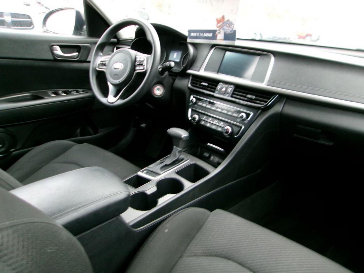 2018 GRAY KIA OPTIMA LX (5XXGT4L38JG) with an 2.4L engine, Automatic transmission, located at 501 E. Columbia St., Springfield, OH, 45503, (800) 262-7122, 39.925262, -83.801796 - Photo#12