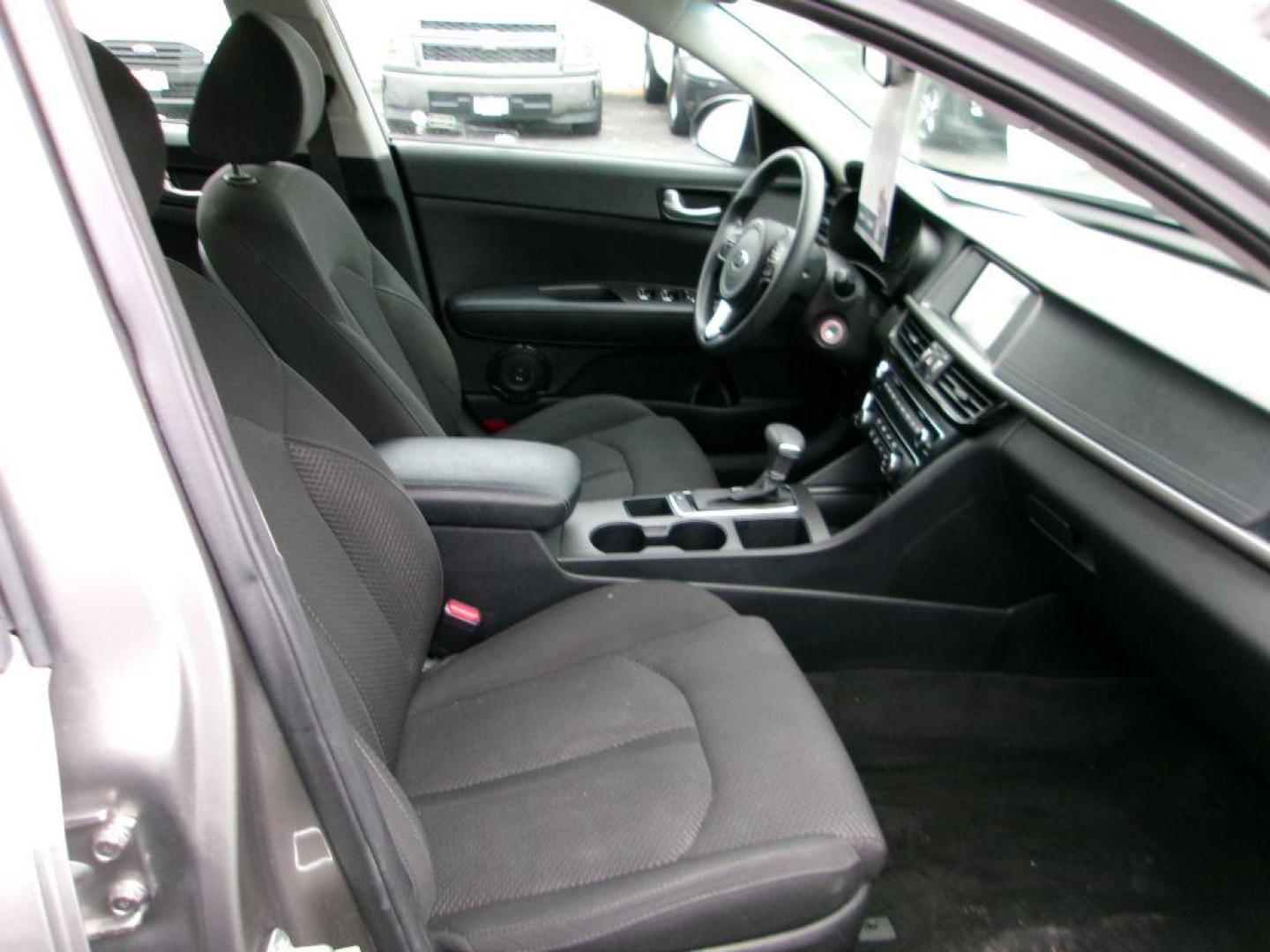 2018 GRAY KIA OPTIMA LX (5XXGT4L38JG) with an 2.4L engine, Automatic transmission, located at 501 E. Columbia St., Springfield, OH, 45503, (800) 262-7122, 39.925262, -83.801796 - Photo#13