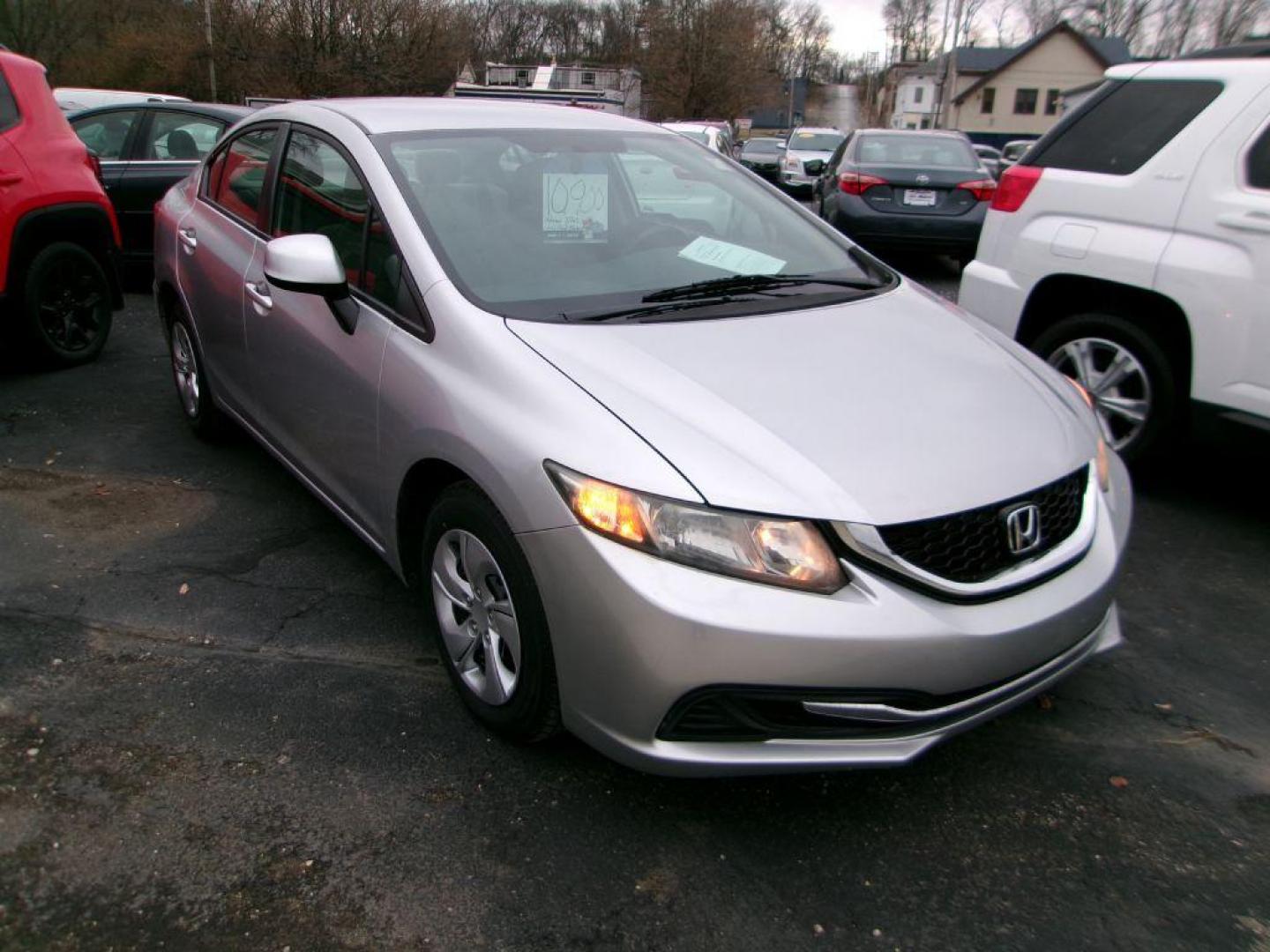2013 SILVER HONDA CIVIC LX (19XFB2F55DE) with an 1.8L engine, Automatic transmission, located at 501 E. Columbia St., Springfield, OH, 45503, (800) 262-7122, 39.925262, -83.801796 - ***LX***New Tires***New Front Brakes***New Air Filter and Cabin Air Filter***Detailed and Ready To Go*** Jay North Auto has offered hand picked vehicles since 1965! Our customer's enjoy a NO pressure buying experience with a small town feel. We are a preferred dealer for many local credit uni - Photo#0