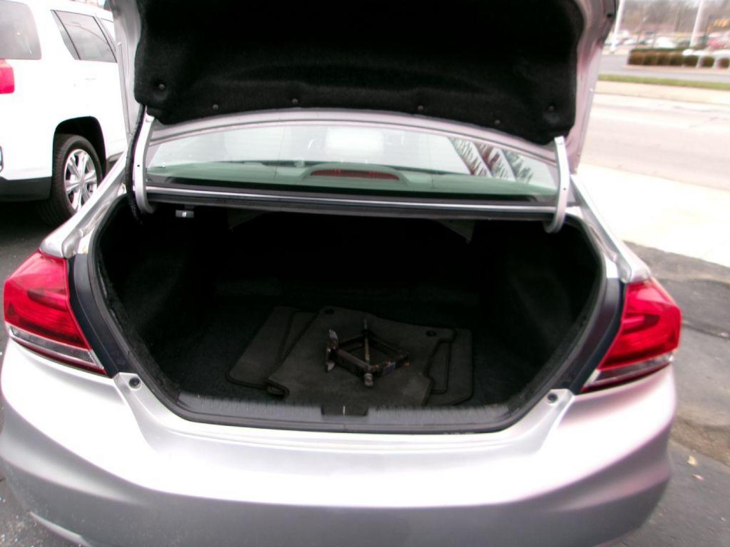 2013 SILVER HONDA CIVIC LX (19XFB2F55DE) with an 1.8L engine, Automatic transmission, located at 501 E. Columbia St., Springfield, OH, 45503, (800) 262-7122, 39.925262, -83.801796 - ***LX***New Tires***New Front Brakes***New Air Filter and Cabin Air Filter***Detailed and Ready To Go*** Jay North Auto has offered hand picked vehicles since 1965! Our customer's enjoy a NO pressure buying experience with a small town feel. We are a preferred dealer for many local credit uni - Photo#9