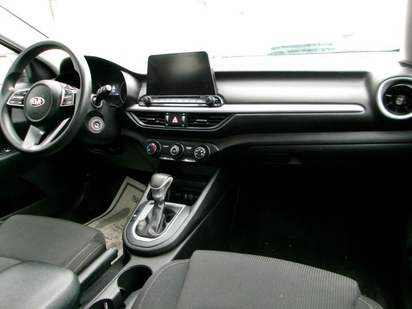 2021 BLUE KIA FORTE FE (3KPF24AD5ME) with an 2.0L engine, Continuously Variable transmission, located at 501 E. Columbia St., Springfield, OH, 45503, (800) 262-7122, 39.925262, -83.801796 - ***Clean Carfax***FE***New Tires***New Front and Rear Brakes***New Air Filter and Cabin Air Filter***New Wiper Blades***Fresh Oil Change***Ready To Go*** Jay North Auto has offered hand picked vehicles since 1965! Our customer's enjoy a NO pressure buying experience with a small town feel. We - Photo#17