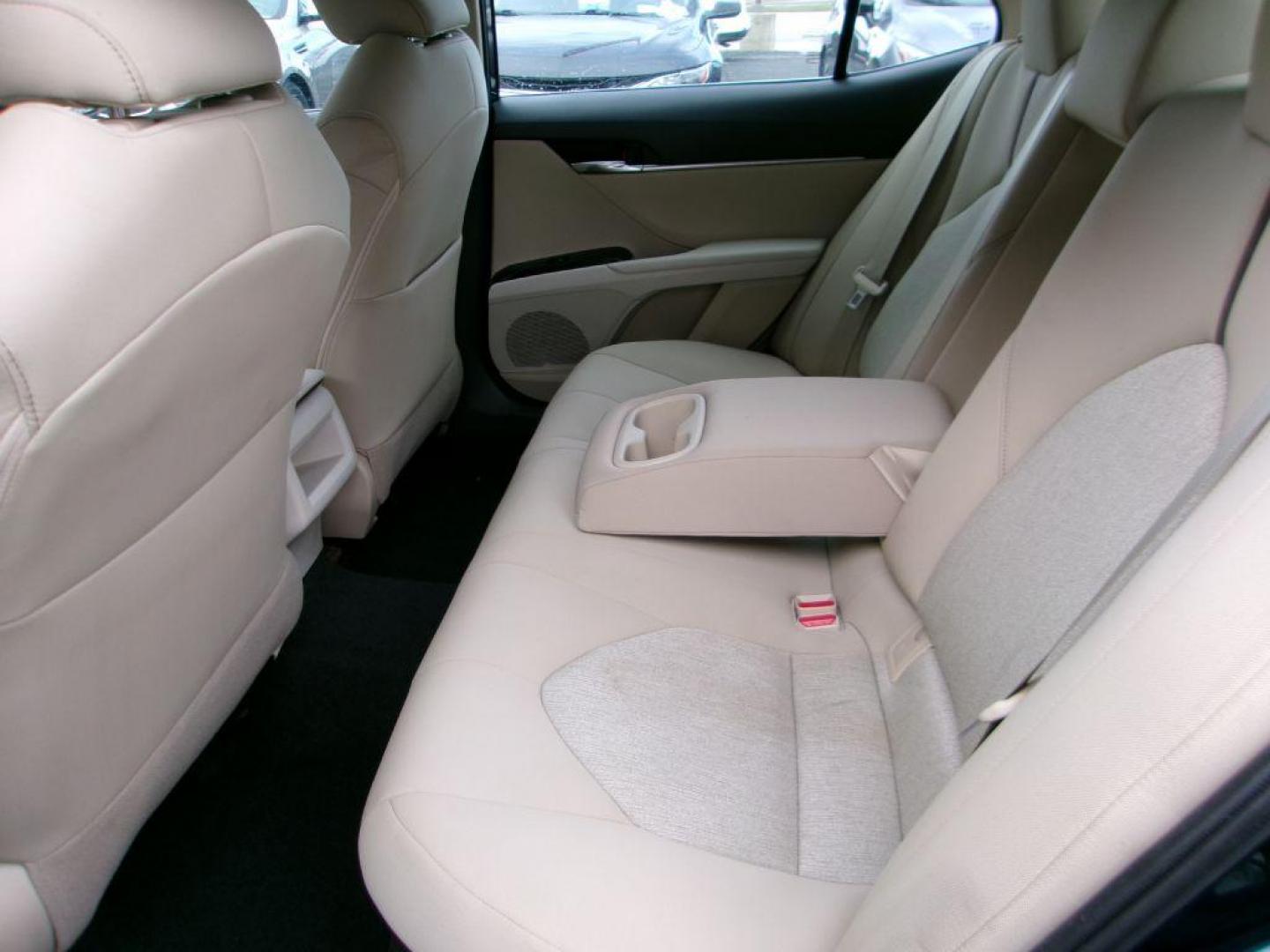 2020 BLUE TOYOTA CAMRY LE (4T1L31AK5LU) with an 2.5L engine, Continuously Variable transmission, located at 501 E. Columbia St., Springfield, OH, 45503, (800) 262-7122, 39.925262, -83.801796 - *** Hybrid *** LE *** 33 Service Records on CarFax *** Lane Assit *** Blind Spot *** Radar Cruise *** Touch Screen w/ CarPlay *** NICE!!!*** Jay North Auto has offered hand picked vehicles since 1965! Our customer's enjoy a NO pressure buying experience with a small town feel. We are a preferr - Photo#11