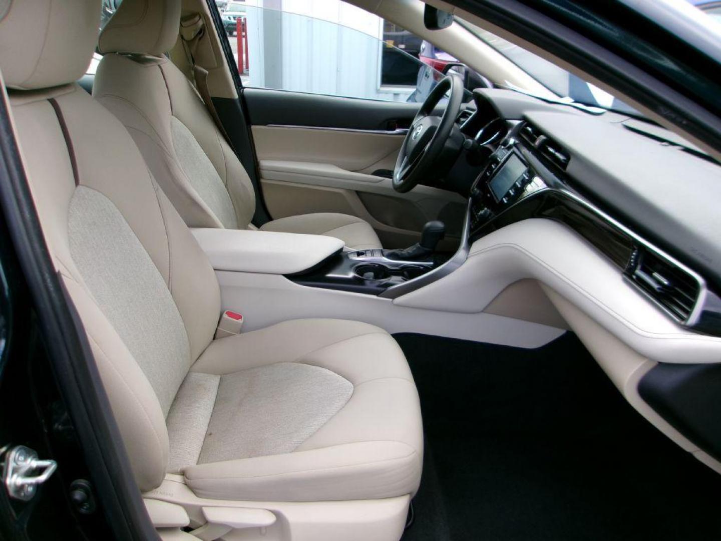 2020 BLUE TOYOTA CAMRY LE (4T1L31AK5LU) with an 2.5L engine, Continuously Variable transmission, located at 501 E. Columbia St., Springfield, OH, 45503, (800) 262-7122, 39.925262, -83.801796 - *** Hybrid *** LE *** 33 Service Records on CarFax *** Lane Assit *** Blind Spot *** Radar Cruise *** Touch Screen w/ CarPlay *** NICE!!!*** Jay North Auto has offered hand picked vehicles since 1965! Our customer's enjoy a NO pressure buying experience with a small town feel. We are a preferr - Photo#16