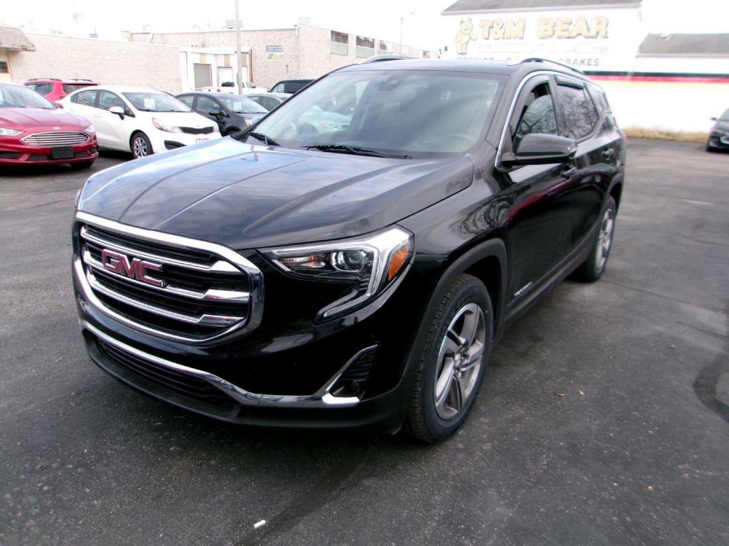2018 BLACK GMC TERRAIN SLT (3GKALPEV8JL) with an 1.5L engine, Automatic transmission, located at 501 E. Columbia St., Springfield, OH, 45503, (800) 262-7122, 39.925262, -83.801796 - *** New Tires *** Leather *** Heated Seats *** SLT *** FWD *** Nice *** Jay North Auto has offered hand picked vehicles since 1965! Our customer's enjoy a NO pressure buying experience with a small town feel. We are a preferred dealer for many local credit unions and lenders. Bad credit? No Cre - Photo#5