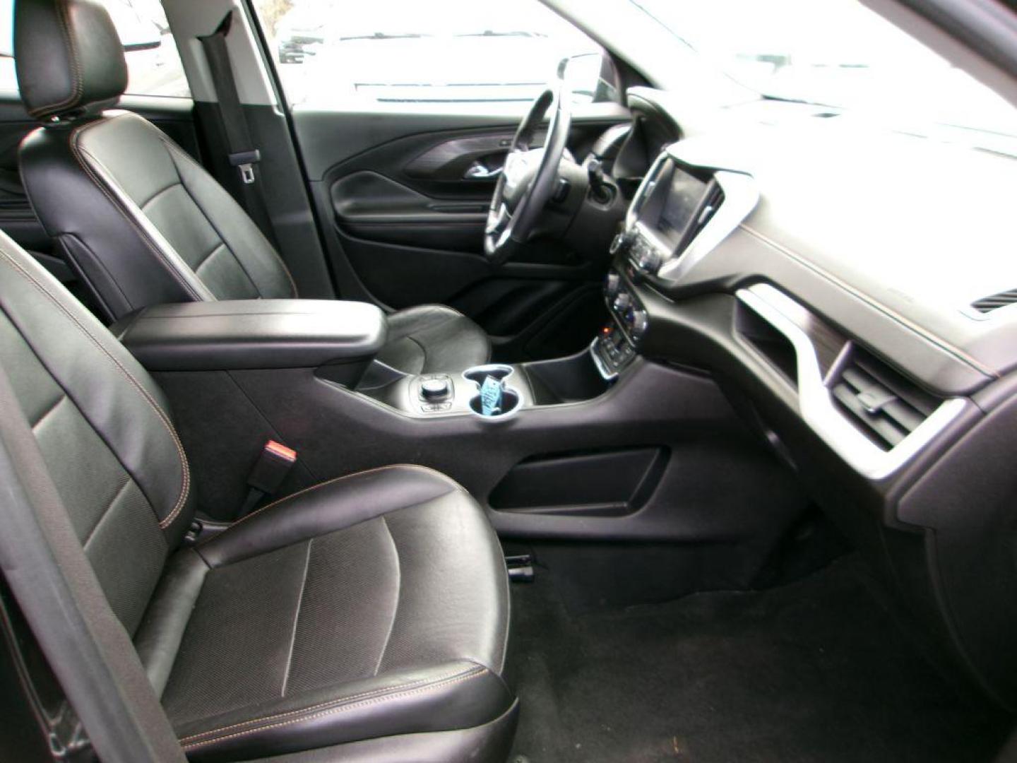 2018 BLACK GMC TERRAIN SLT (3GKALPEV8JL) with an 1.5L engine, Automatic transmission, located at 501 E. Columbia St., Springfield, OH, 45503, (800) 262-7122, 39.925262, -83.801796 - *** New Tires *** Leather *** Heated Seats *** SLT *** FWD *** Nice *** Jay North Auto has offered hand picked vehicles since 1965! Our customer's enjoy a NO pressure buying experience with a small town feel. We are a preferred dealer for many local credit unions and lenders. Bad credit? No Cre - Photo#15