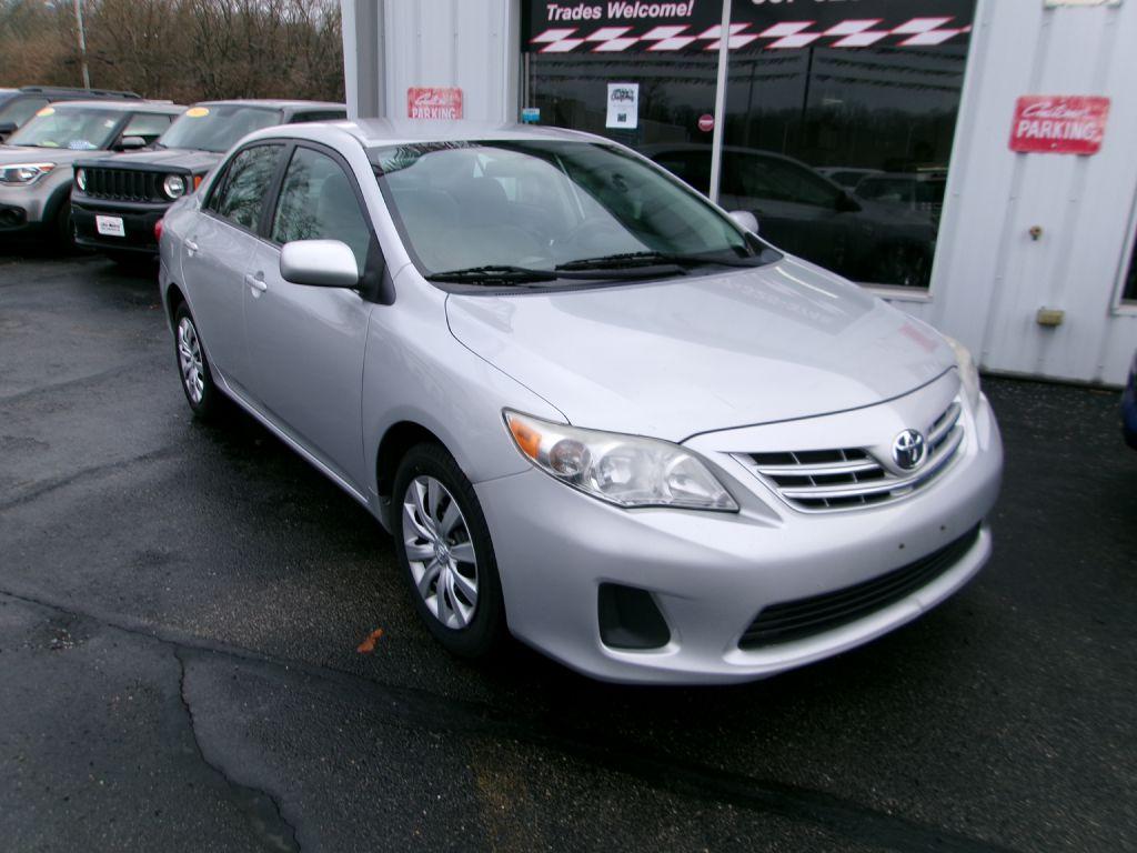 photo of 2013 TOYOTA COROLLA LE