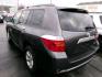 2010 GRAY TOYOTA HIGHLANDER SE (5TDJK3EH2AS) with an 3.5L engine, Automatic transmission, located at 501 E. Columbia St., Springfield, OH, 45503, (800) 262-7122, 39.925262, -83.801796 - *** SE *** Loaded *** Leather *** AWD V6 *** Moonroof *** Back Up Camera *** New Brakes *** New Rear Wheel Hubs *** New Air and Cabin Filter *** Jay North Auto has offered hand picked vehicles since 1965! Our customer's enjoy a NO pressure buying experience with a small town feel. We are a pre - Photo#3