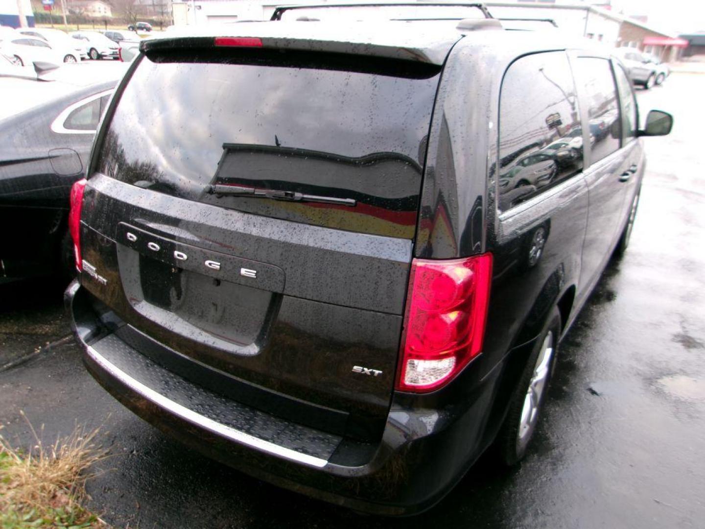 2020 BLACK DODGE GRAND CARAVAN SXT (2C4RDGCG7LR) with an 3.6L engine, Automatic transmission, located at 501 E. Columbia St., Springfield, OH, 45503, (800) 262-7122, 39.925262, -83.801796 - *** SXT *** 3.6L V6 *** New Brakes *** Oil and Filter *** Cabin and Air filter *** NICE *** Power Liftgate *** Power Doors *** Jay North Auto has offered hand picked vehicles since 1965! Our customer's enjoy a NO pressure buying experience with a small town feel. We are a preferred dealer for - Photo#5