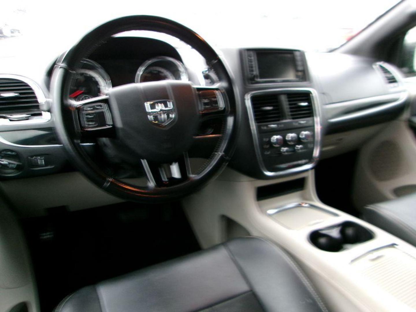 2020 BLACK DODGE GRAND CARAVAN SXT (2C4RDGCG7LR) with an 3.6L engine, Automatic transmission, located at 501 E. Columbia St., Springfield, OH, 45503, (800) 262-7122, 39.925262, -83.801796 - *** SXT *** 3.6L V6 *** New Brakes *** Oil and Filter *** Cabin and Air filter *** NICE *** Power Liftgate *** Power Doors *** Jay North Auto has offered hand picked vehicles since 1965! Our customer's enjoy a NO pressure buying experience with a small town feel. We are a preferred dealer for - Photo#8