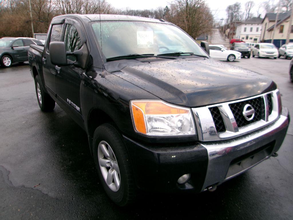 photo of 2011 NISSAN TITAN SV
