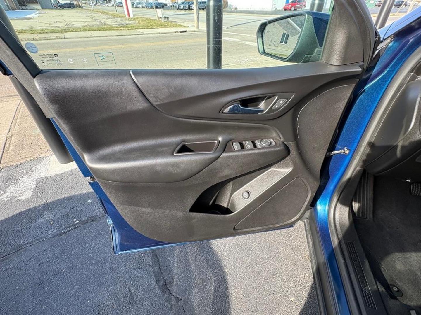 2019 BLUE CHEVROLET EQUINOX LT (2GNAXKEV6K6) with an 1.5L engine, Automatic transmission, located at 501 E. Columbia St., Springfield, OH, 45503, (800) 262-7122, 39.925262, -83.801796 - ***LT***New Tires***New Rear Brakes***New Air Filter and Cabin Air Filter***Pano Roof***Detailed and Ready To Go*** Jay North Auto has offered hand picked vehicles since 1965! Our customer's enjoy a NO pressure buying experience with a small town feel. We are a preferred dealer for many local c - Photo#6