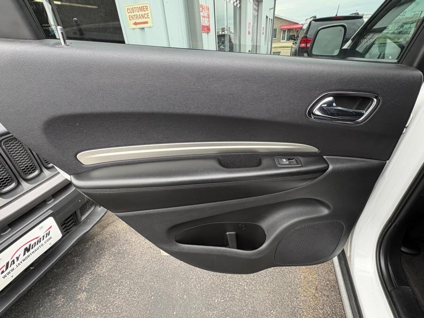 2017 WHITE DODGE DURANGO SXT (1C4RDJAG1HC) with an 3.6L engine, Automatic transmission, located at 501 E. Columbia St., Springfield, OH, 45503, (800) 262-7122, 39.925262, -83.801796 - *** Clean CarFax w/ 18 Service Records *** New Tires *** New Rear Shocks *** New Air and Cabin Filter *** Moonroof *** Tow Package *** Heated Seats and Steering Wheel *** 3rd row seating *** All Wheel Drive *** Park Assist w/ Back Up Camera *** Jay North Auto has offered hand picked vehicles sin - Photo#11