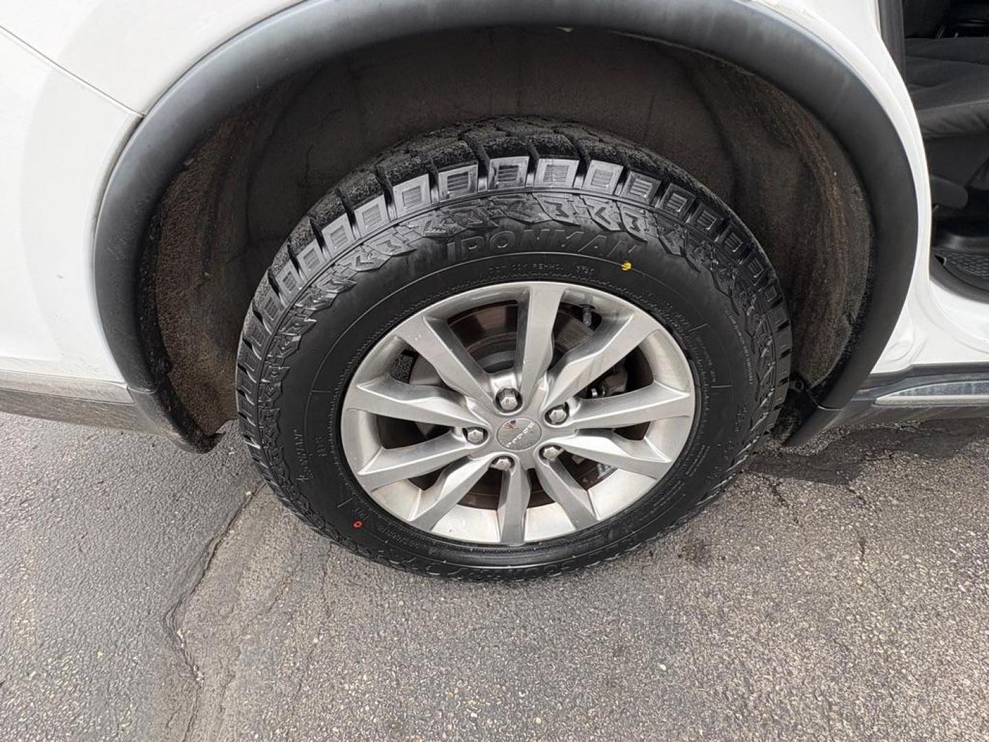 2017 WHITE DODGE DURANGO SXT (1C4RDJAG1HC) with an 3.6L engine, Automatic transmission, located at 501 E. Columbia St., Springfield, OH, 45503, (800) 262-7122, 39.925262, -83.801796 - *** Clean CarFax w/ 18 Service Records *** New Tires *** New Rear Shocks *** New Air and Cabin Filter *** Moonroof *** Tow Package *** Heated Seats and Steering Wheel *** 3rd row seating *** All Wheel Drive *** Park Assist w/ Back Up Camera *** Jay North Auto has offered hand picked vehicles sin - Photo#20