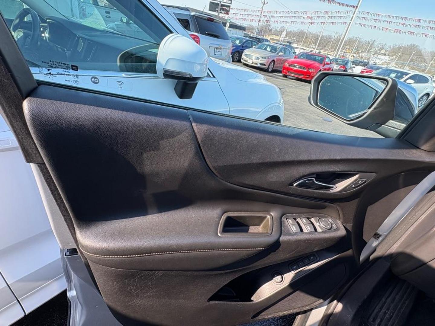 2020 SILVER CHEVROLET EQUINOX PREMIER (3GNAXYEX7LS) with an 2.0L engine, Automatic transmission, located at 501 E. Columbia St., Springfield, OH, 45503, (800) 262-7122, 39.925262, -83.801796 - *** 1 Owner *** Premier *** Panoramic Roof *** Heated and Cooled Seats *** Heated Steering Wheel *** AWD 2.0T *** Adaptive Cruise *** Lane Assist *** Blind Spot *** Forward Collision Alert *** Remote Start *** Jay North Auto has offered hand picked vehicles since 1965! Our customer's enjoy a NO - Photo#6