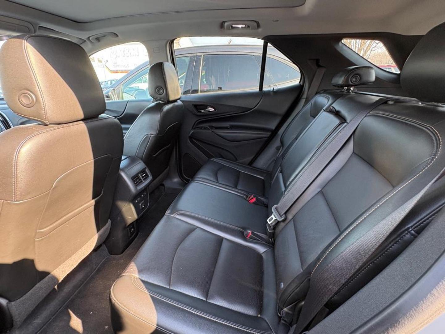 2020 SILVER CHEVROLET EQUINOX PREMIER (3GNAXYEX7LS) with an 2.0L engine, Automatic transmission, located at 501 E. Columbia St., Springfield, OH, 45503, (800) 262-7122, 39.925262, -83.801796 - *** 1 Owner *** Premier *** Panoramic Roof *** Heated and Cooled Seats *** Heated Steering Wheel *** AWD 2.0T *** Adaptive Cruise *** Lane Assist *** Blind Spot *** Forward Collision Alert *** Remote Start *** Jay North Auto has offered hand picked vehicles since 1965! Our customer's enjoy a NO - Photo#11