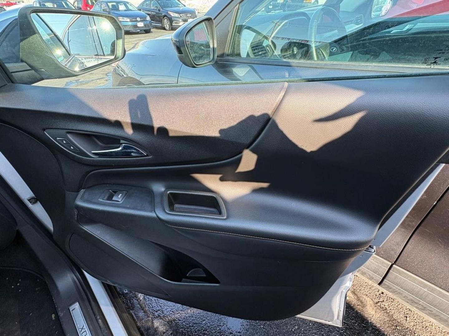 2020 SILVER CHEVROLET EQUINOX PREMIER (3GNAXYEX7LS) with an 2.0L engine, Automatic transmission, located at 501 E. Columbia St., Springfield, OH, 45503, (800) 262-7122, 39.925262, -83.801796 - *** 1 Owner *** Premier *** Panoramic Roof *** Heated and Cooled Seats *** Heated Steering Wheel *** AWD 2.0T *** Adaptive Cruise *** Lane Assist *** Blind Spot *** Forward Collision Alert *** Remote Start *** Jay North Auto has offered hand picked vehicles since 1965! Our customer's enjoy a NO - Photo#14