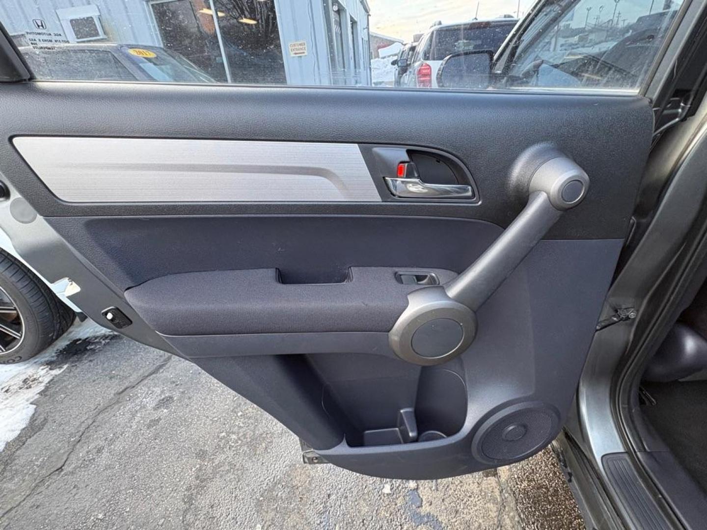 2011 GRAY HONDA CR-V LX (3CZRE3H39BG) with an 2.4L engine, Automatic transmission, located at 501 E. Columbia St., Springfield, OH, 45503, (800) 262-7122, 39.925262, -83.801796 - ***LX***LOW MILES!***All New Front and Rear Brake Pads and Rotors***69k Miles***Good Tires***New Air Cleaner***Clean Carfax***Detailed and Ready To Go!*** Jay North Auto has offered hand picked vehicles since 1965! Our customer's enjoy a NO pressure buying experience with a small town feel. Al - Photo#9