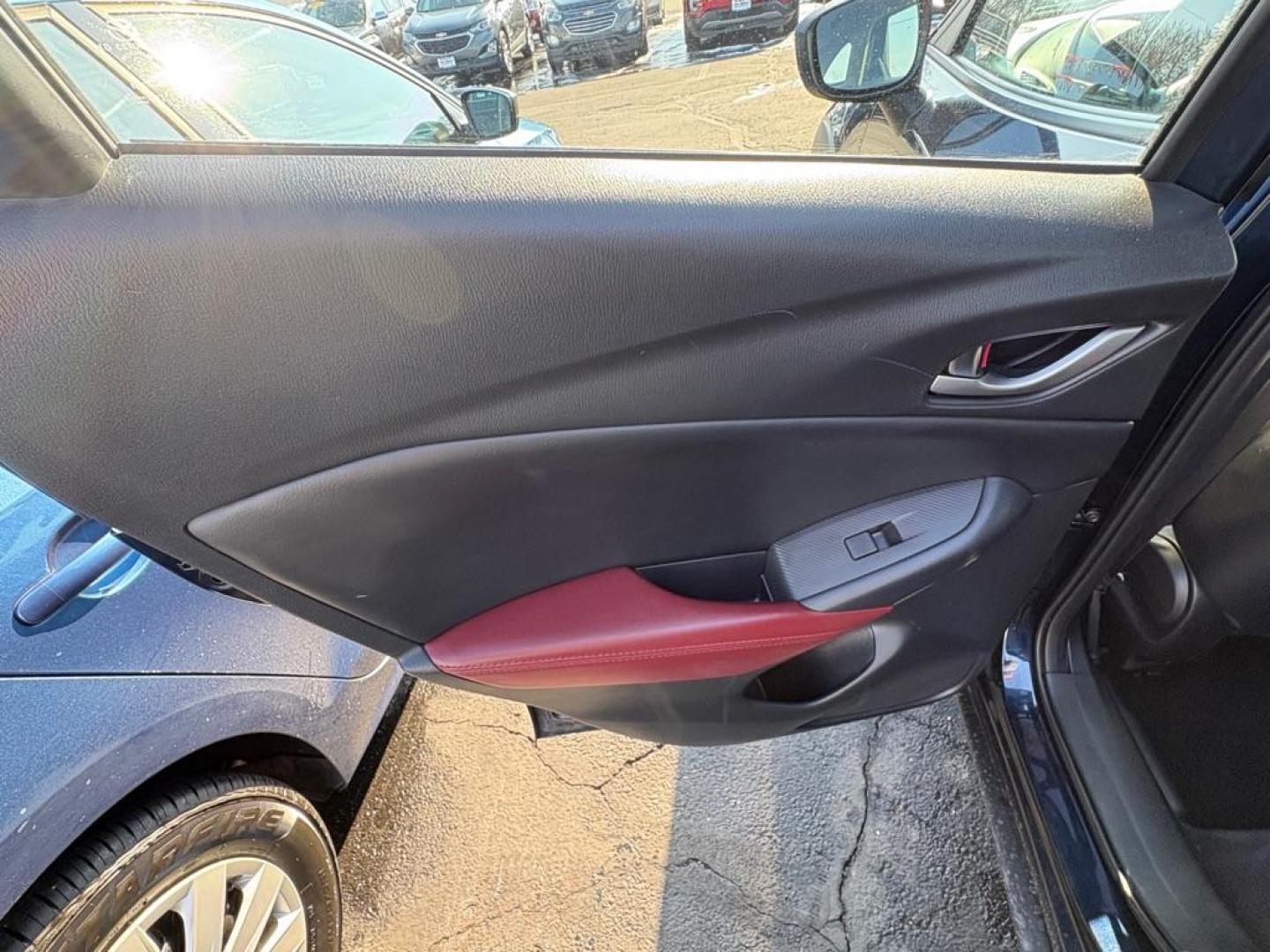 2016 BLUE MAZDA CX-3 TOURING (JM1DKFC71G0) with an 2.0L engine, Automatic transmission, located at 501 E. Columbia St., Springfield, OH, 45503, (800) 262-7122, 39.925262, -83.801796 - ***Clean Carfax***Touring***AWD***New Tires***New Front and Rear Brake Pads and Rotors***New Air Filter and Cabin Air Filter***New Spark Plugs***Fresh Oil Change*** Jay North Auto has offered hand picked vehicles since 1965! Our customer's enjoy a NO pressure buying experience with a small tow - Photo#11