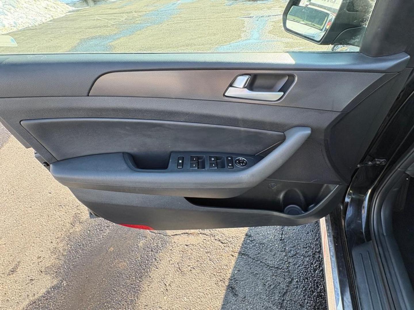 2017 BLACK HYUNDAI SONATA SPORT (5NPE34AF8HH) with an 2.4L engine, Automatic transmission, located at 501 E. Columbia St., Springfield, OH, 45503, (800) 262-7122, 39.925262, -83.801796 - ***Clean Carfax***New Tires***All New Brake Pads and Rotors***New Spark Plugs***New Serpentine Belt***Heated Leather Seating***Moonroof***Fresh Oil Change*** Jay North Auto has offered hand picked vehicles since 1965! Our customer's enjoy a NO pressure buying experience with a small town feel. - Photo#7