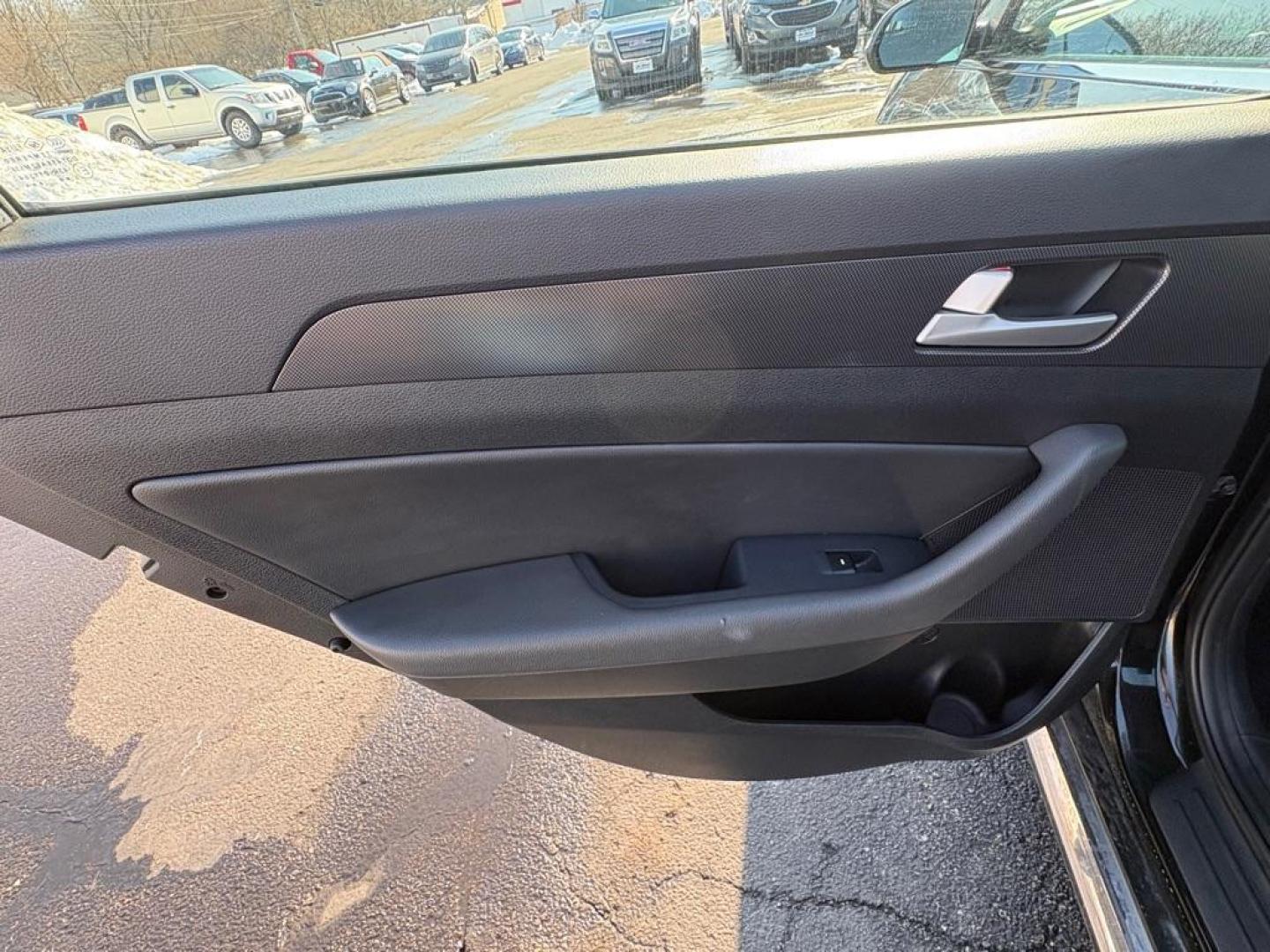 2017 BLACK HYUNDAI SONATA SPORT (5NPE34AF8HH) with an 2.4L engine, Automatic transmission, located at 501 E. Columbia St., Springfield, OH, 45503, (800) 262-7122, 39.925262, -83.801796 - ***Clean Carfax***New Tires***All New Brake Pads and Rotors***New Spark Plugs***New Serpentine Belt***Heated Leather Seating***Moonroof***Fresh Oil Change*** Jay North Auto has offered hand picked vehicles since 1965! Our customer's enjoy a NO pressure buying experience with a small town feel. - Photo#11