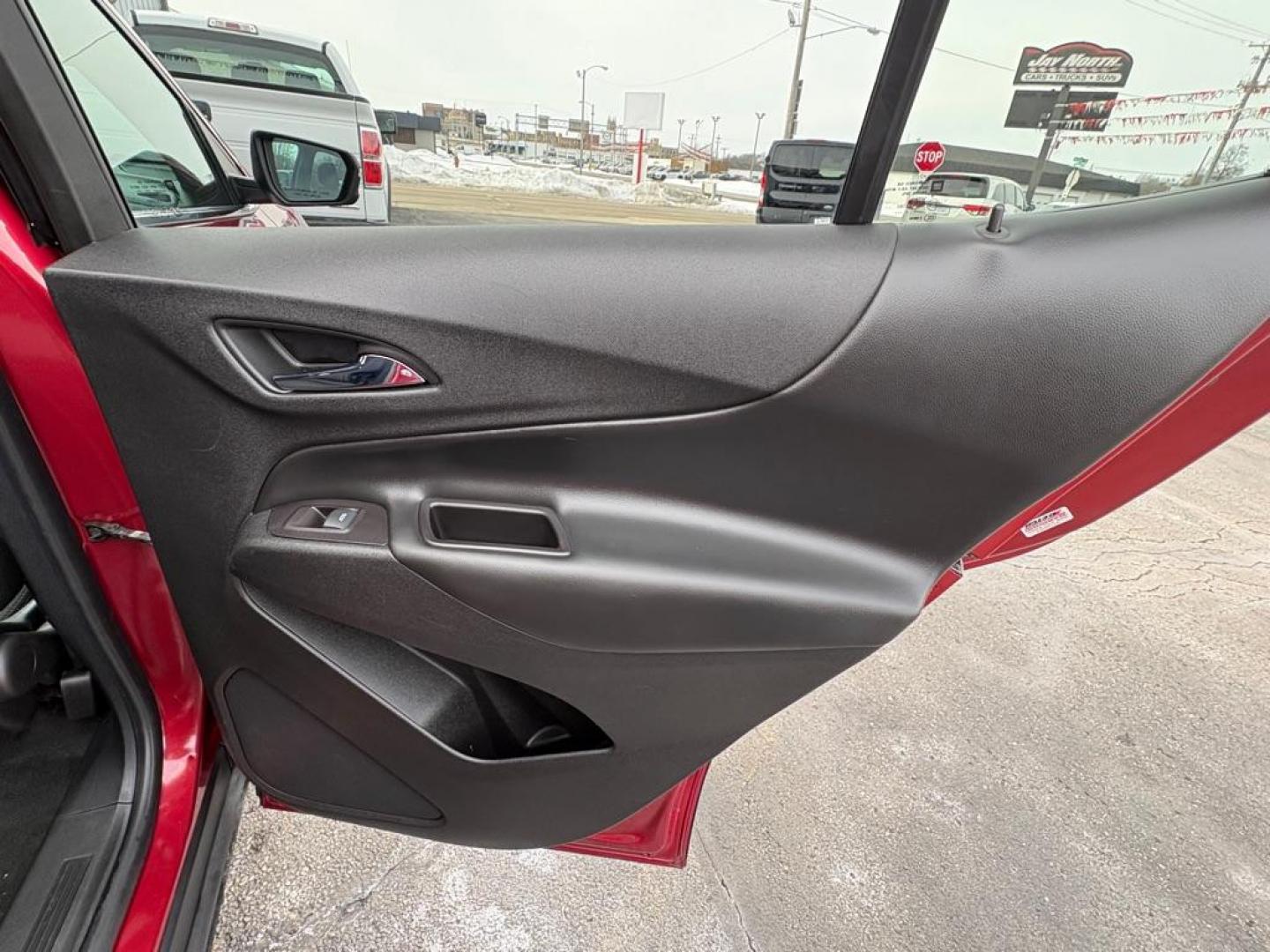 2018 RED CHEVROLET EQUINOX LT (2GNAXJEV8J6) with an 1.5L engine, Automatic transmission, located at 501 E. Columbia St., Springfield, OH, 45503, (800) 262-7122, 39.925262, -83.801796 - *** LT *** Remote Start *** New Oil and Filter *** New Cabin and Air filter *** New Brakes *** New TPMS Sensors *** Back Up Camera *** Jay North Auto has offered hand picked vehicles since 1965! Our customer's enjoy a NO pressure buying experience with a small town feel. We are a preferred de - Photo#14