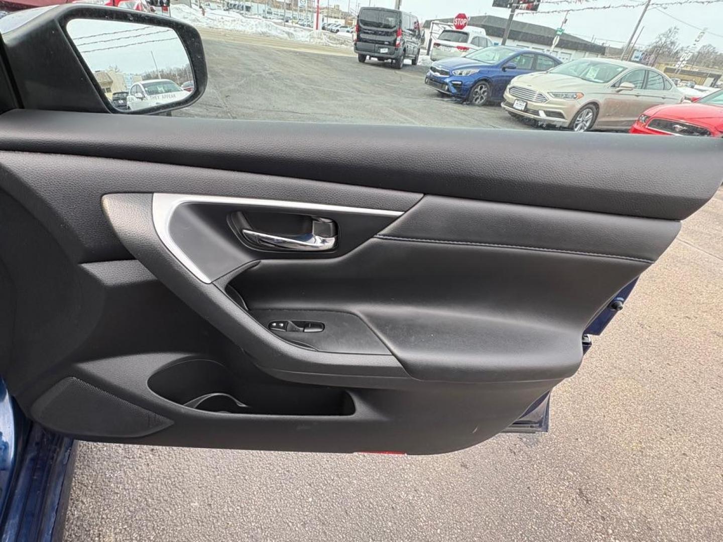 2016 BLUE NISSAN ALTIMA 2.5 SR (1N4AL3AP6GC) with an 2.5L engine, Continuously Variable transmission, located at 501 E. Columbia St., Springfield, OH, 45503, (800) 262-7122, 39.925262, -83.801796 - *** SR *** New Tires *** Tune Up *** New Brakes *** New Battery *** New O2 sensors *** New Wipers *** New Cabin and Air filter *** 19 Service Records on clean CarFax *** Jay North Auto has offered hand picked vehicles since 1965! Our customer's enjoy a NO pressure buying experience with a small - Photo#15