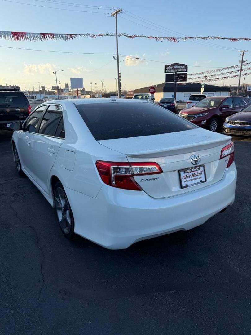 2014 WHITE TOYOTA CAMRY SE SPORT (4T1BF1FK5EU) with an 2.5L engine, Automatic transmission, located at 501 E. Columbia St., Springfield, OH, 45503, (800) 262-7122, 39.925262, -83.801796 - ***SE SPORT***New Front Brake Pads and Rotors***New Air Filter and Cabin Air Filter***Sunroof***Fresh Oil Change*** Jay North Auto has offered hand picked vehicles since 1965! Our customer's enjoy a NO pressure buying experience with a small town feel. We are a preferred dealer for many local - Photo#4