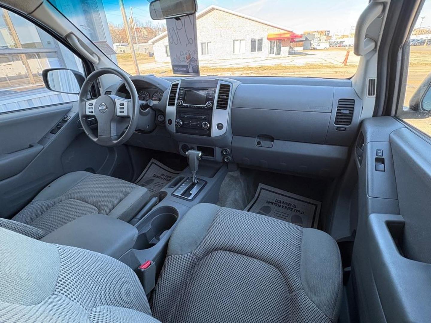 2015 SILVER NISSAN FRONTIER SV CREW CAB (1N6AD0ER4FN) with an 4.0L engine, Automatic transmission, located at 501 E. Columbia St., Springfield, OH, 45503, (800) 262-7122, 39.925262, -83.801796 - ***SV***Crew Cab***New Air Filter and Cabin Air Filter***New Front Brake Pads and Rotors***New Wipers***Fresh Oil Change*** Jay North Auto has offered hand picked vehicles since 1965! Our customer's enjoy a NO pressure buying experience with a small town feel. We are a preferred dealer for ma - Photo#16