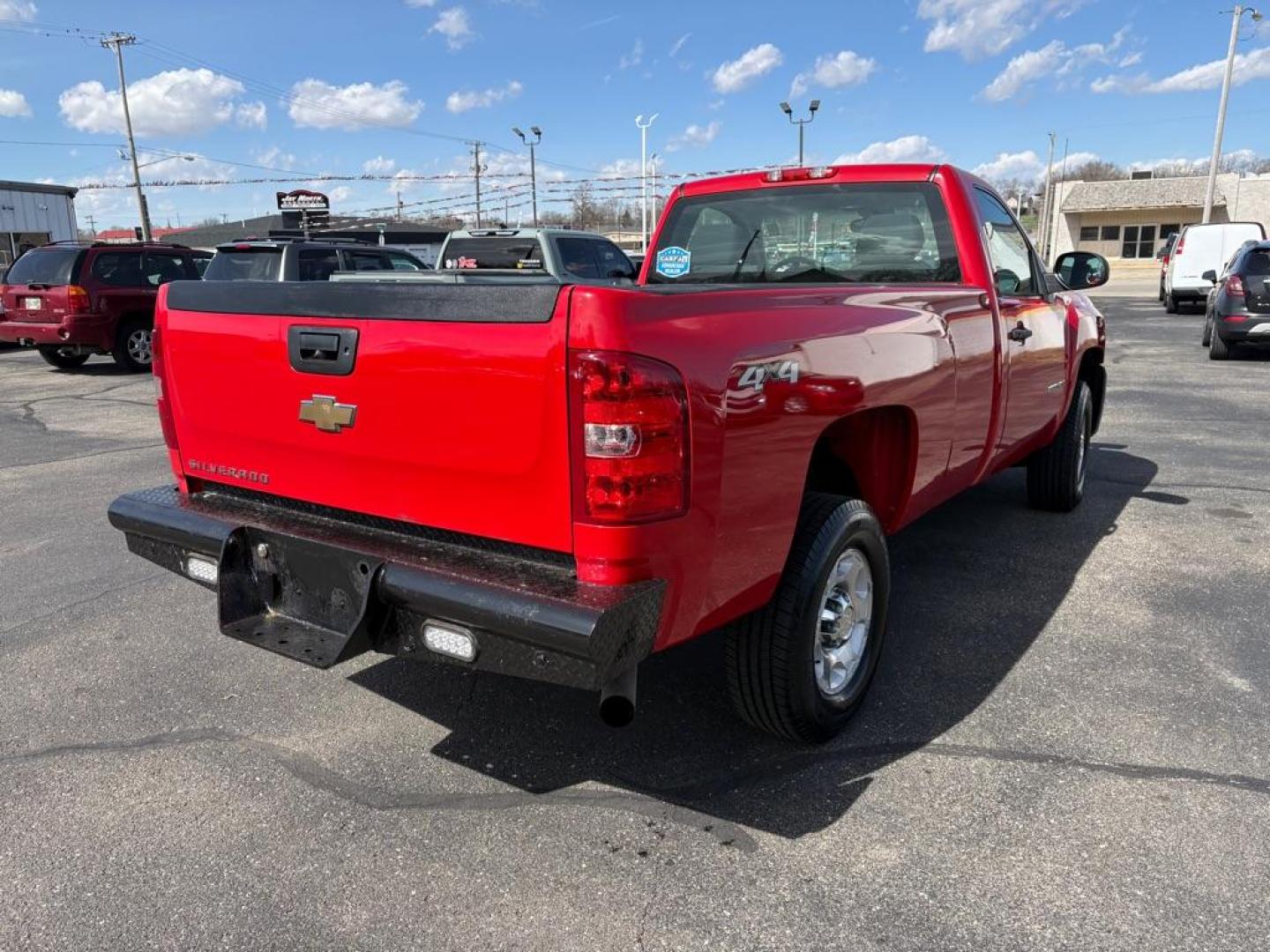 2008 RED CHEVROLET SILVERADO 2500 HEAVY DUTY (1GCHK24K28E) with an 6.0L engine, Automatic transmission, located at 501 E. Columbia St., Springfield, OH, 45503, (800) 262-7122, 39.925262, -83.801796 - ***Price Includes Documentation Fee!***2500HD***4X4***Regular Cab***6.0L V8*** New Air and Cabin Filter *** New Trans cooler line *** Oil and Filter *** 2 Owner w/ Clean CarFax *** Jay North Auto has offered hand picked vehicles since 1965! Our customer's enjoy a NO pressure buying experience w - Photo#2