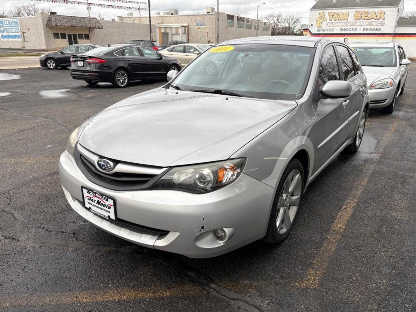 2011 GRAY SUBARU IMPREZA OUTBACK SPORT (JF1GH6D65BH) with an 2.5L engine, Automatic transmission, located at 501 E. Columbia St., Springfield, OH, 45503, (800) 262-7122, 39.925262, -83.801796 - Photo#5