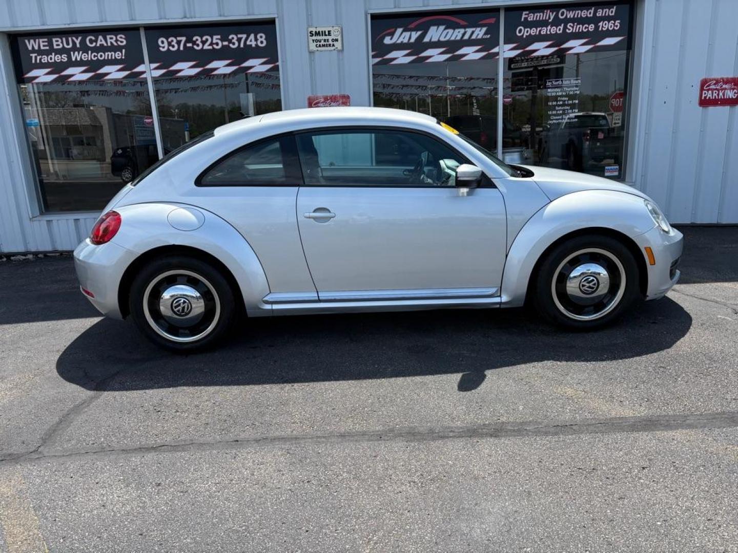 2012 SILVER VOLKSWAGEN BEETLE (3VWJP7AT8CM) with an 2.5L engine, Automatic transmission, located at 501 E. Columbia St., Springfield, OH, 45503, (800) 262-7122, 39.925262, -83.801796 - *** Clean CarFax *** New Brakes *** New Cabin and Air filter *** Oil Change *** Inspection *** NICE *** Jay North Auto has offered hand picked vehicles since 1965! Our customer's enjoy a NO pressure buying experience with a small town feel. We are a preferred dealer for many local credit unions - Photo#1