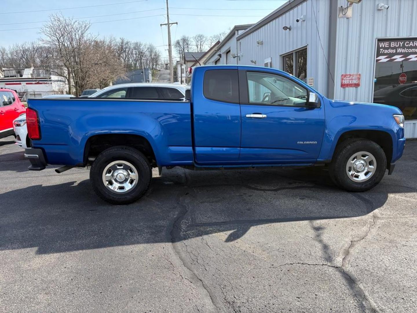 2018 BLUE CHEVROLET COLORADO (1GCHSAEAXJ1) with an 2.5L engine, 6-Speed Manual transmission, located at 501 E. Columbia St., Springfield, OH, 45503, (800) 262-7122, 39.925262, -83.801796 - *** Price Includes Documentation Fee! *** LOW MILES ***** Back Up Camera *** 6 Speed Manual **** Nice!!! *** Oil and filter change **** New Cabin and Air filter *** Jay North Auto has offered hand picked vehicles since 1965! Our customer's enjoy a NO pressure buying experience with a small town - Photo#1