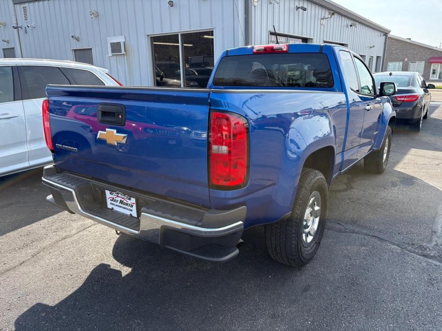 2018 BLUE CHEVROLET COLORADO (1GCHSAEAXJ1) with an 2.5L engine, 6-Speed Manual transmission, located at 501 E. Columbia St., Springfield, OH, 45503, (800) 262-7122, 39.925262, -83.801796 - *** Price Includes Documentation Fee! *** LOW MILES ***** Back Up Camera *** 6 Speed Manual **** Nice!!! *** Oil and filter change **** New Cabin and Air filter *** Jay North Auto has offered hand picked vehicles since 1965! Our customer's enjoy a NO pressure buying experience with a small town - Photo#2