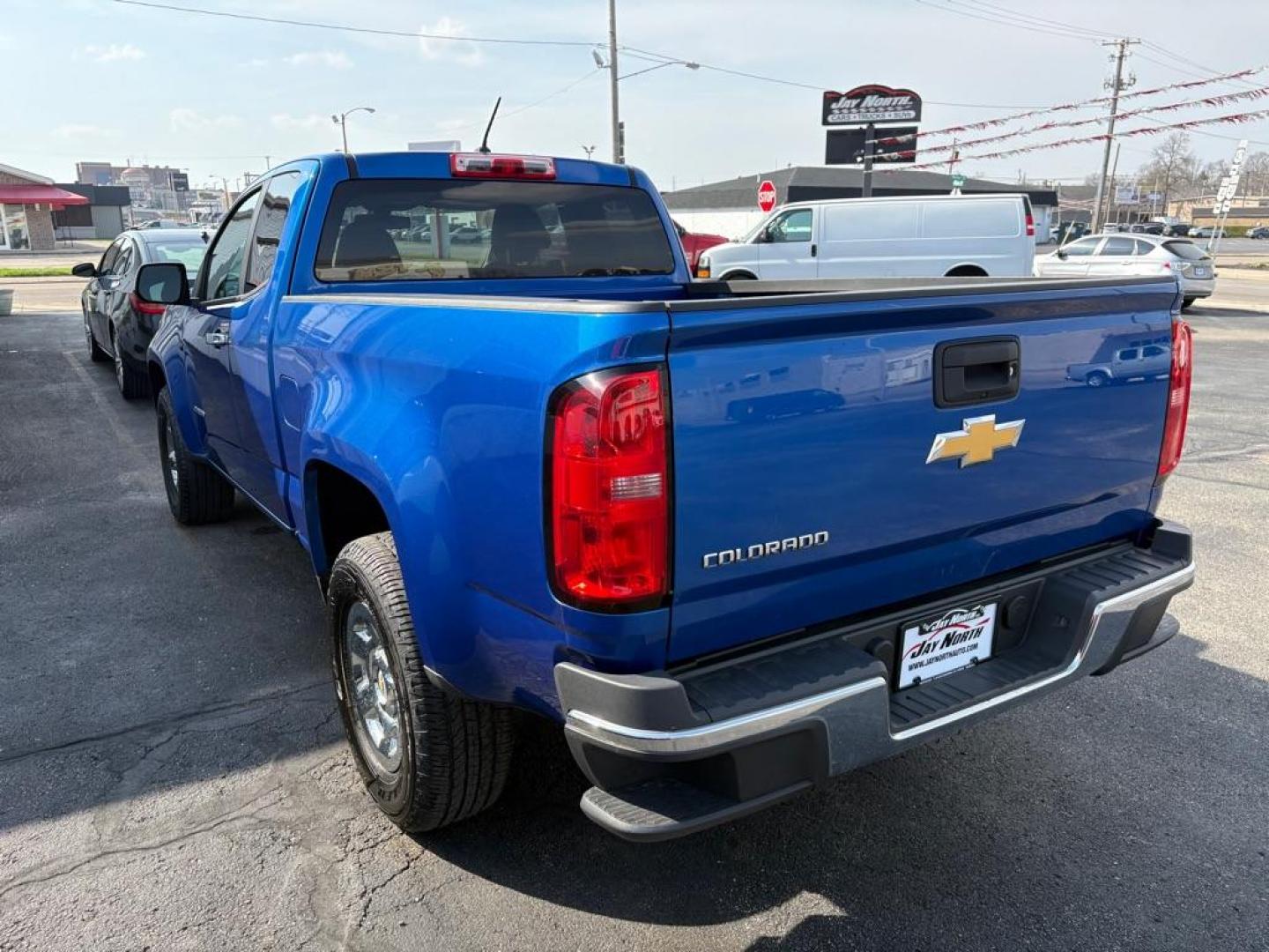 2018 BLUE CHEVROLET COLORADO (1GCHSAEAXJ1) with an 2.5L engine, 6-Speed Manual transmission, located at 501 E. Columbia St., Springfield, OH, 45503, (800) 262-7122, 39.925262, -83.801796 - *** Price Includes Documentation Fee! *** LOW MILES ***** Back Up Camera *** 6 Speed Manual **** Nice!!! *** Oil and filter change **** New Cabin and Air filter *** Jay North Auto has offered hand picked vehicles since 1965! Our customer's enjoy a NO pressure buying experience with a small town - Photo#4
