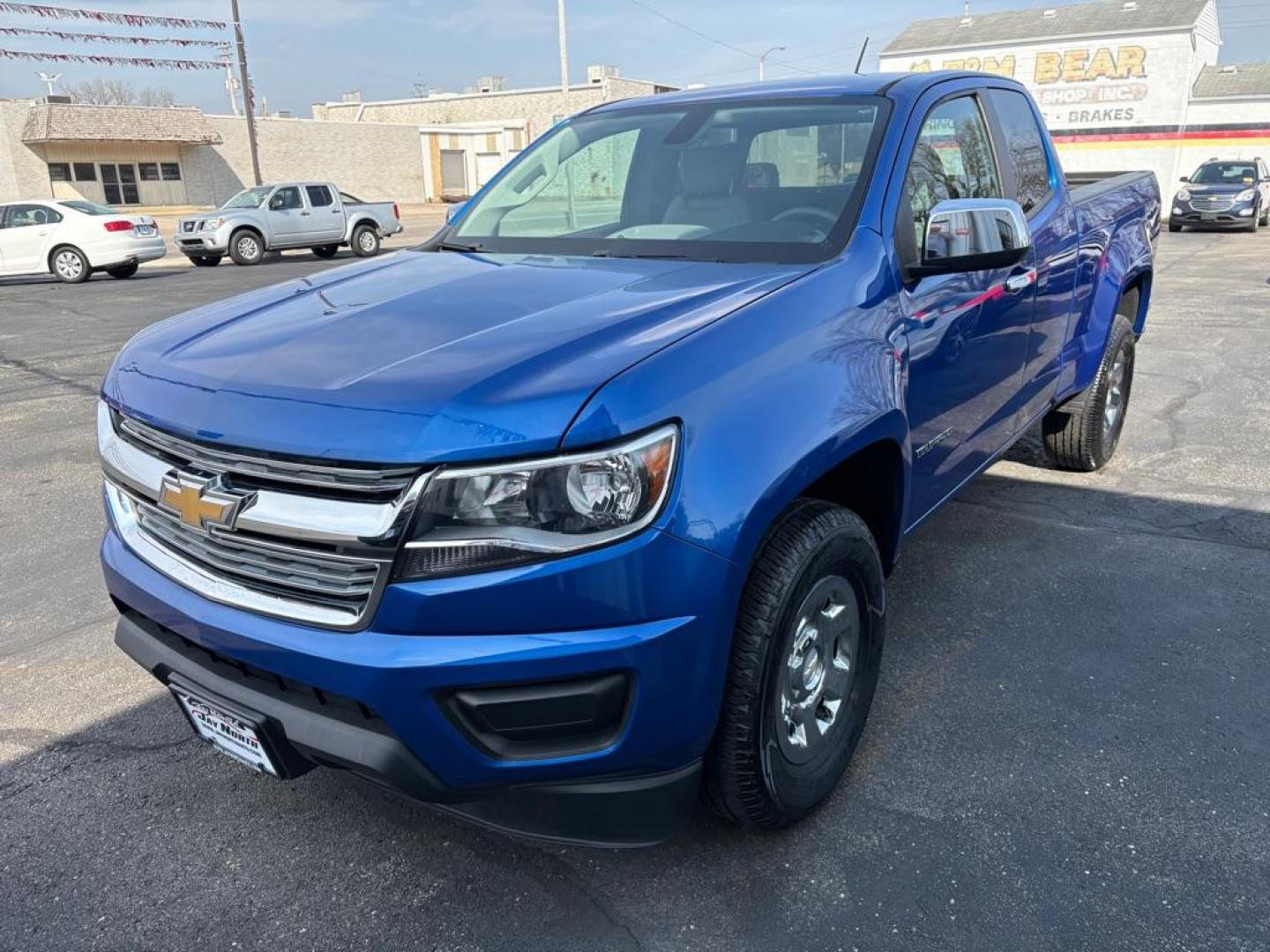 2018 BLUE CHEVROLET COLORADO (1GCHSAEAXJ1) with an 2.5L engine, 6-Speed Manual transmission, located at 501 E. Columbia St., Springfield, OH, 45503, (800) 262-7122, 39.925262, -83.801796 - *** Price Includes Documentation Fee! *** LOW MILES ***** Back Up Camera *** 6 Speed Manual **** Nice!!! *** Oil and filter change **** New Cabin and Air filter *** Jay North Auto has offered hand picked vehicles since 1965! Our customer's enjoy a NO pressure buying experience with a small town - Photo#5