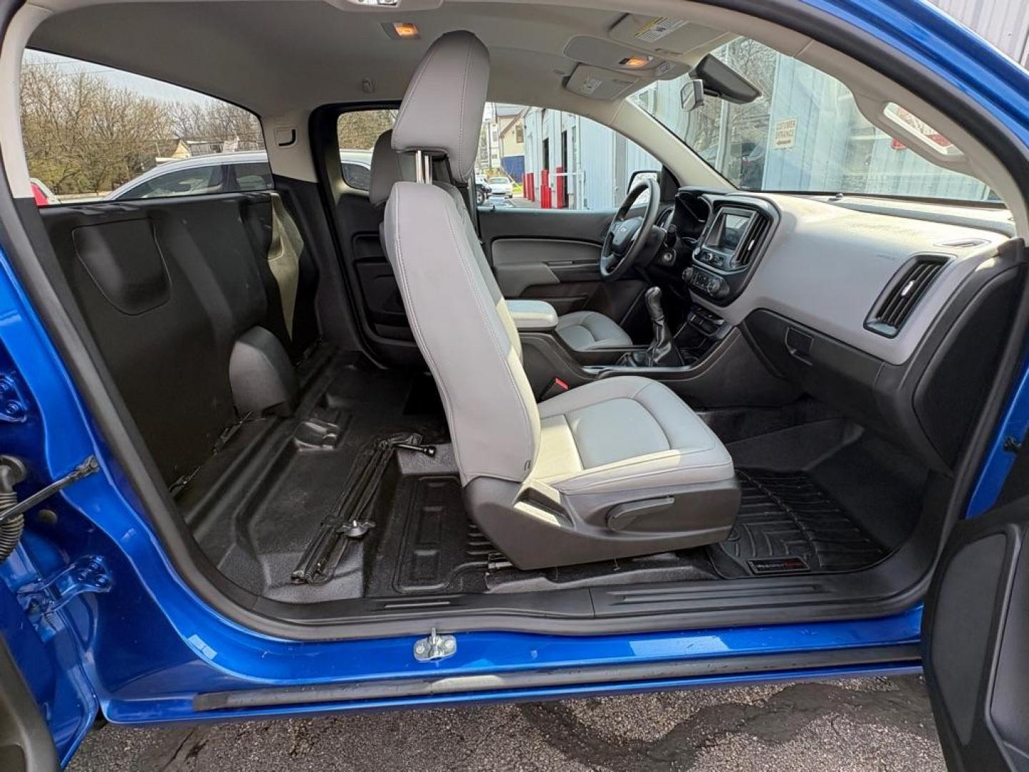 2018 BLUE CHEVROLET COLORADO (1GCHSAEAXJ1) with an 2.5L engine, 6-Speed Manual transmission, located at 501 E. Columbia St., Springfield, OH, 45503, (800) 262-7122, 39.925262, -83.801796 - *** Price Includes Documentation Fee! *** LOW MILES ***** Back Up Camera *** 6 Speed Manual **** Nice!!! *** Oil and filter change **** New Cabin and Air filter *** Jay North Auto has offered hand picked vehicles since 1965! Our customer's enjoy a NO pressure buying experience with a small town - Photo#14