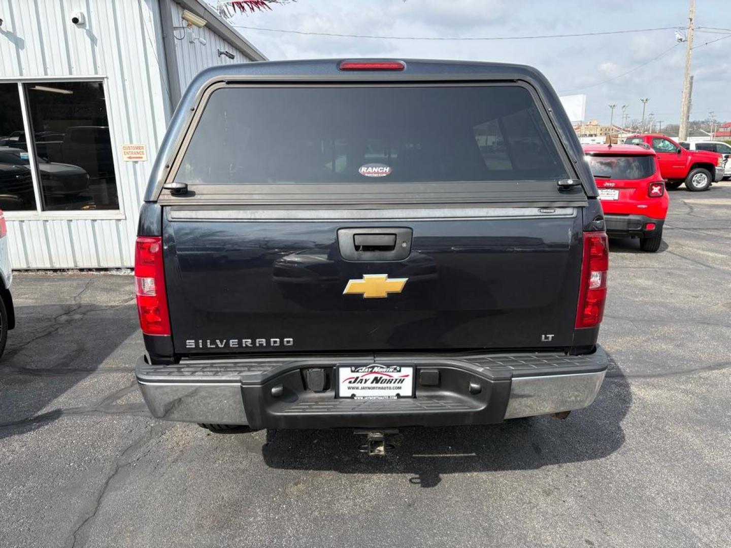 2013 BLUE CHEVROLET SILVERADO 1500 LT (1GCRCSE07DZ) with an 5.3L engine, Automatic transmission, located at 501 E. Columbia St., Springfield, OH, 45503, (800) 262-7122, 39.925262, -83.801796 - ***Price Includes Documentation Fee***Clean Carfax***LT***5.3L V8***New Rear Brake Pads and Rotors***New Tires***New Air Filter***Fresh Oil Change*** Jay North Auto has offered hand picked vehicles since 1965! Our customer's enjoy a NO pressure buying experience with a small town feel. We are - Photo#3